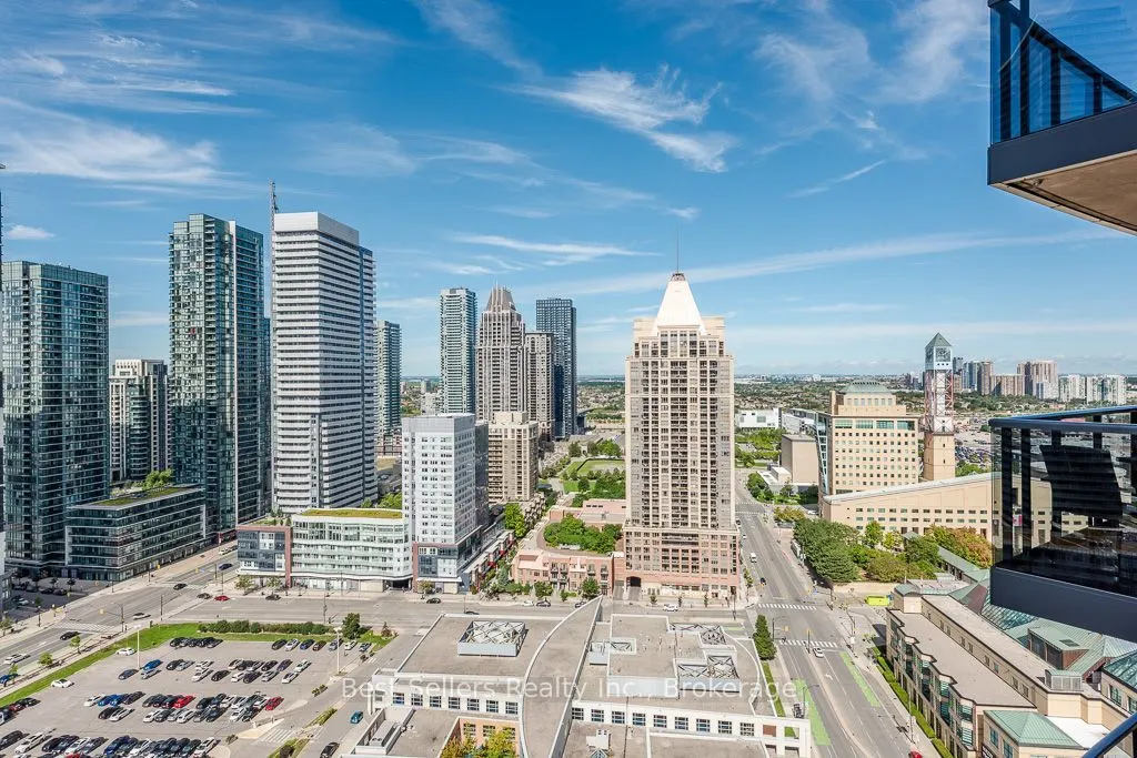 330 Burnhamthorpe Road W #2703