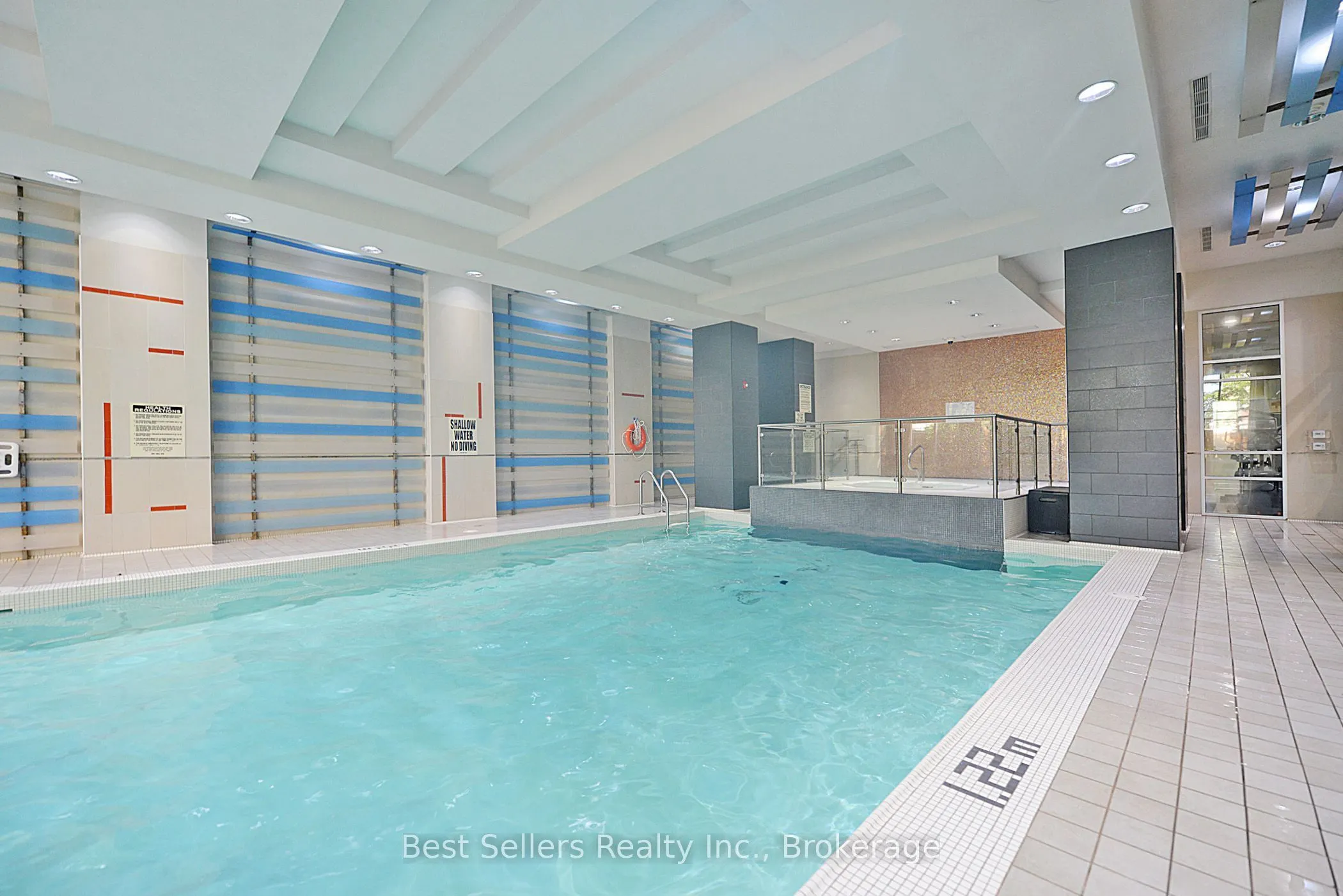 330 Burnhamthorpe Road W #2703