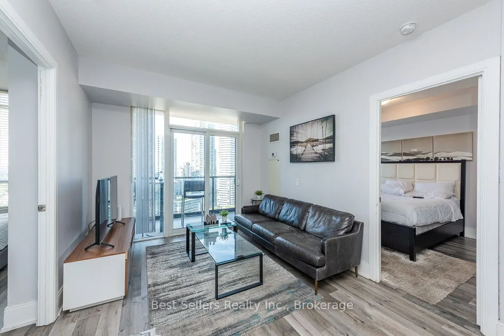 330 Burnhamthorpe Road W #2703