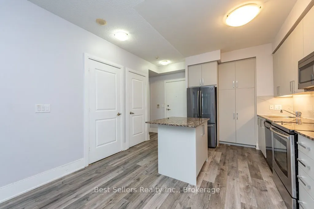 330 Burnhamthorpe Road W #2703