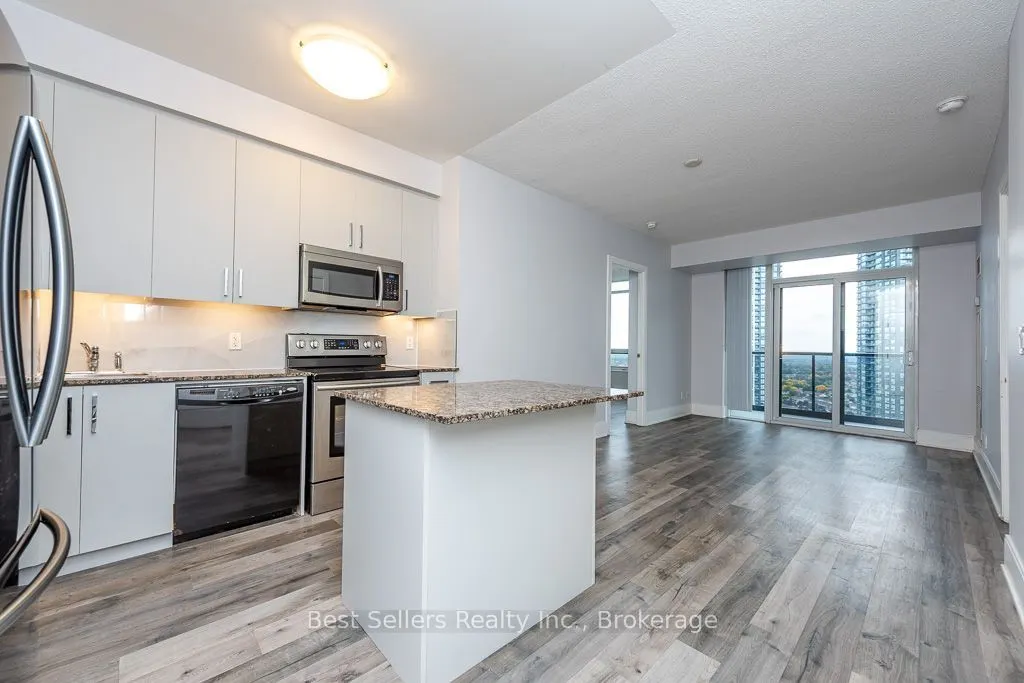 330 Burnhamthorpe Road W #2703
