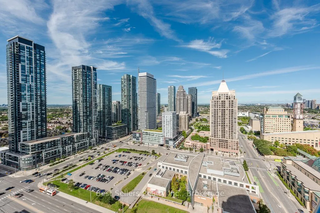 330 Burnhamthorpe Road W #2703