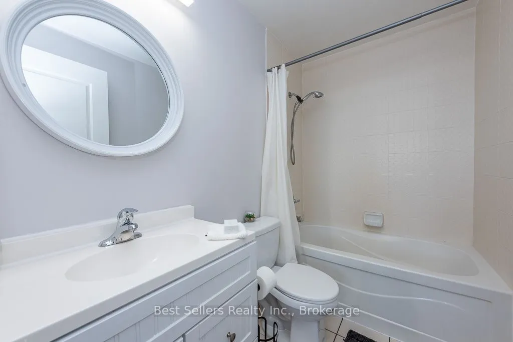330 Burnhamthorpe Road W #2703