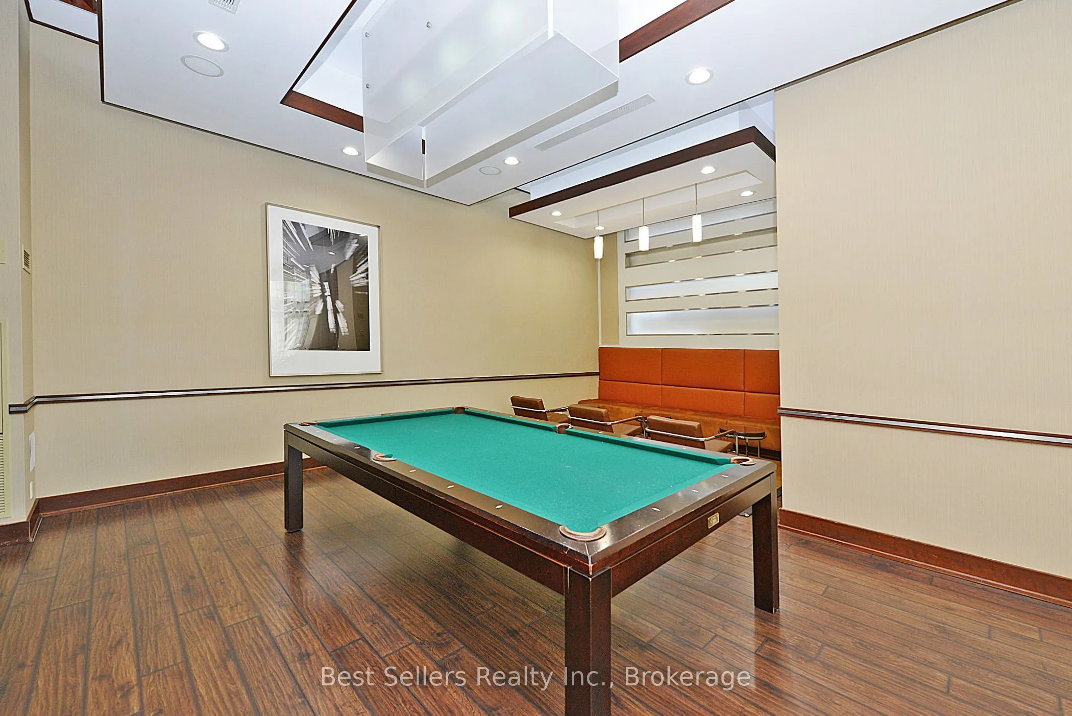 330 Burnhamthorpe Road W #2703