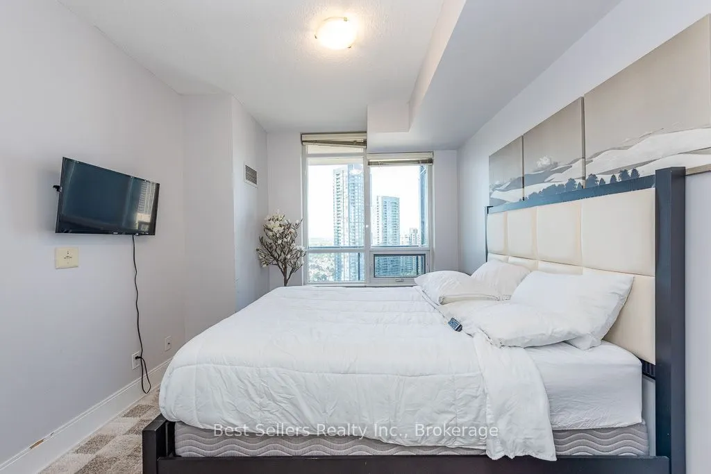 330 Burnhamthorpe Road W #2703