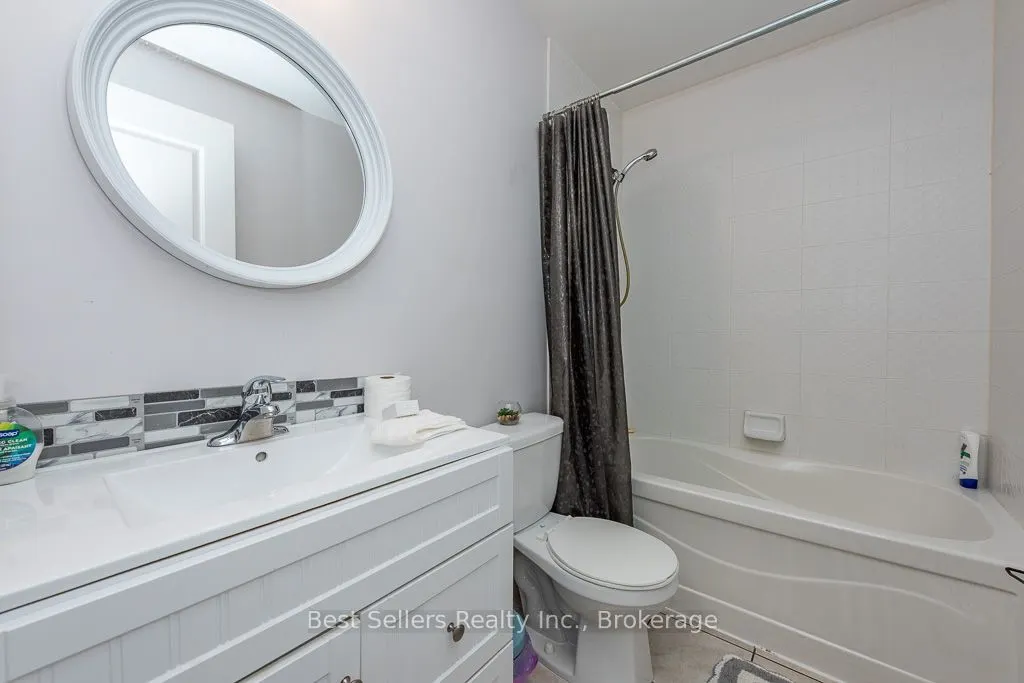 330 Burnhamthorpe Road W #2703