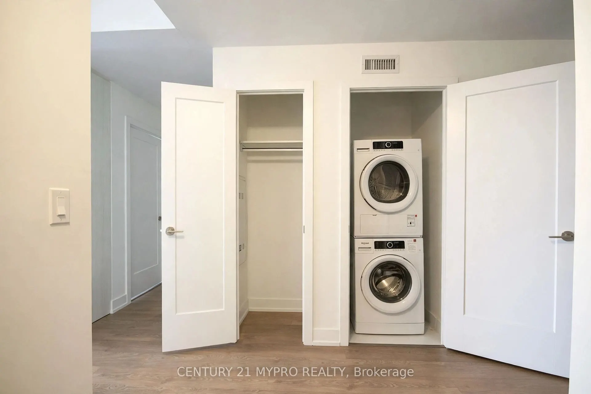 5 Mabelle Avenue #2234