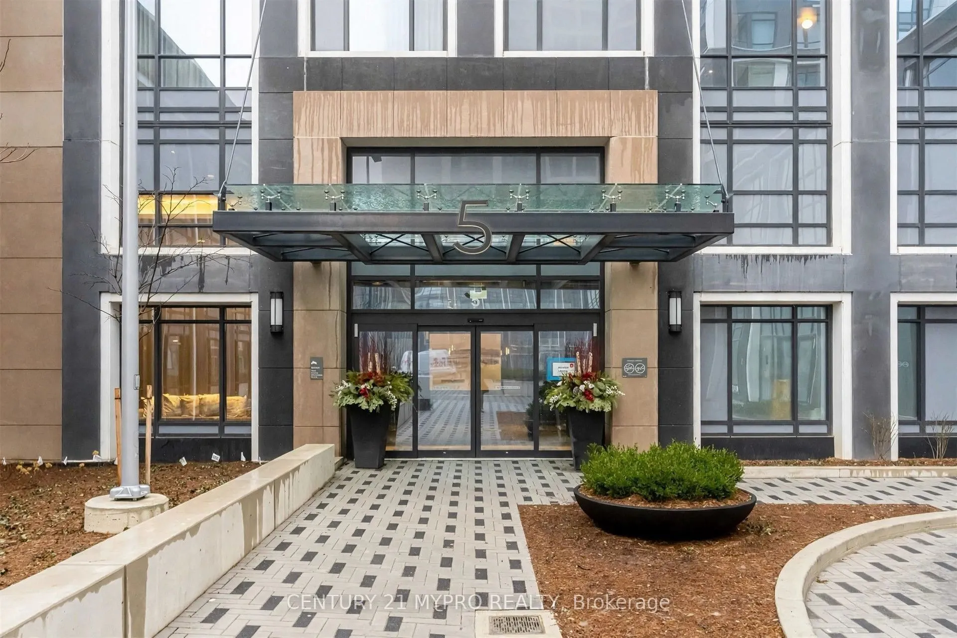 5 Mabelle Avenue #2234