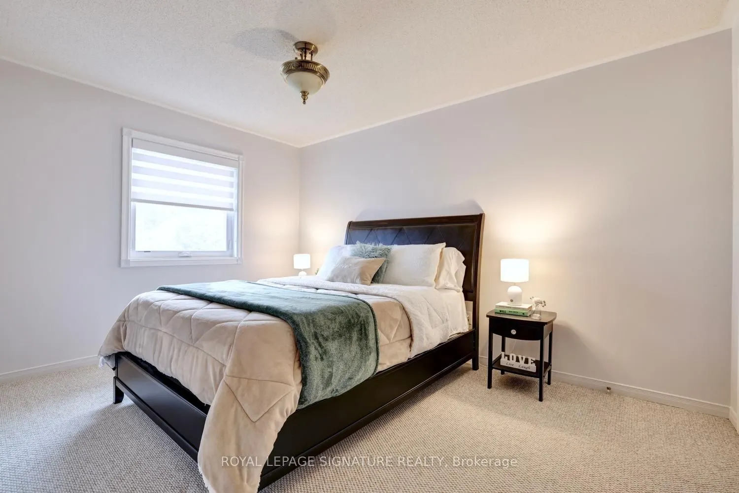 5474 Middleport Crescent