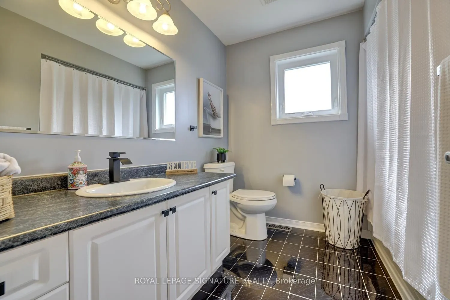 5474 Middleport Crescent