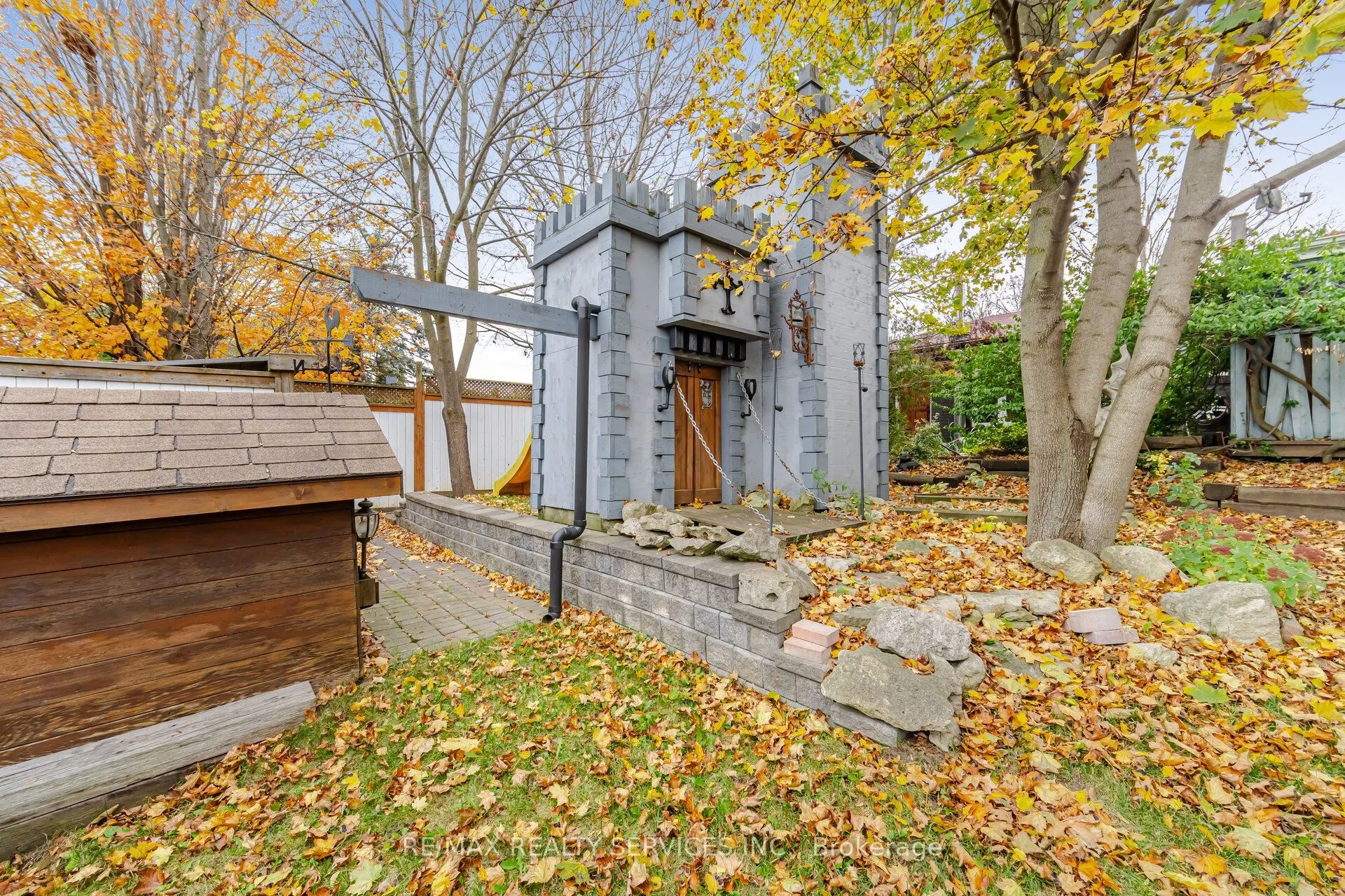 82 Edelwild Drive
