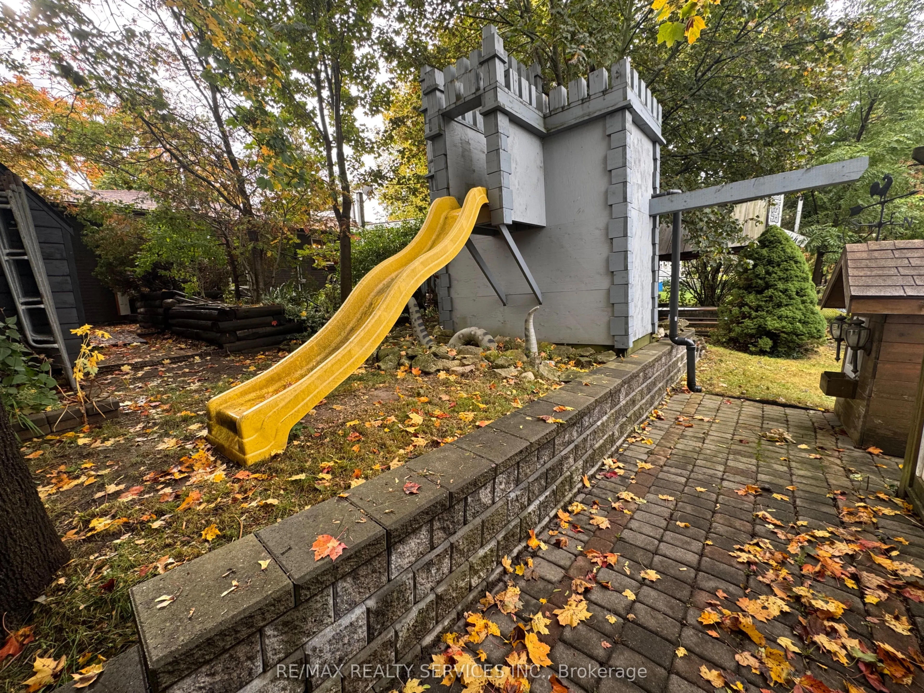 82 Edelwild Drive