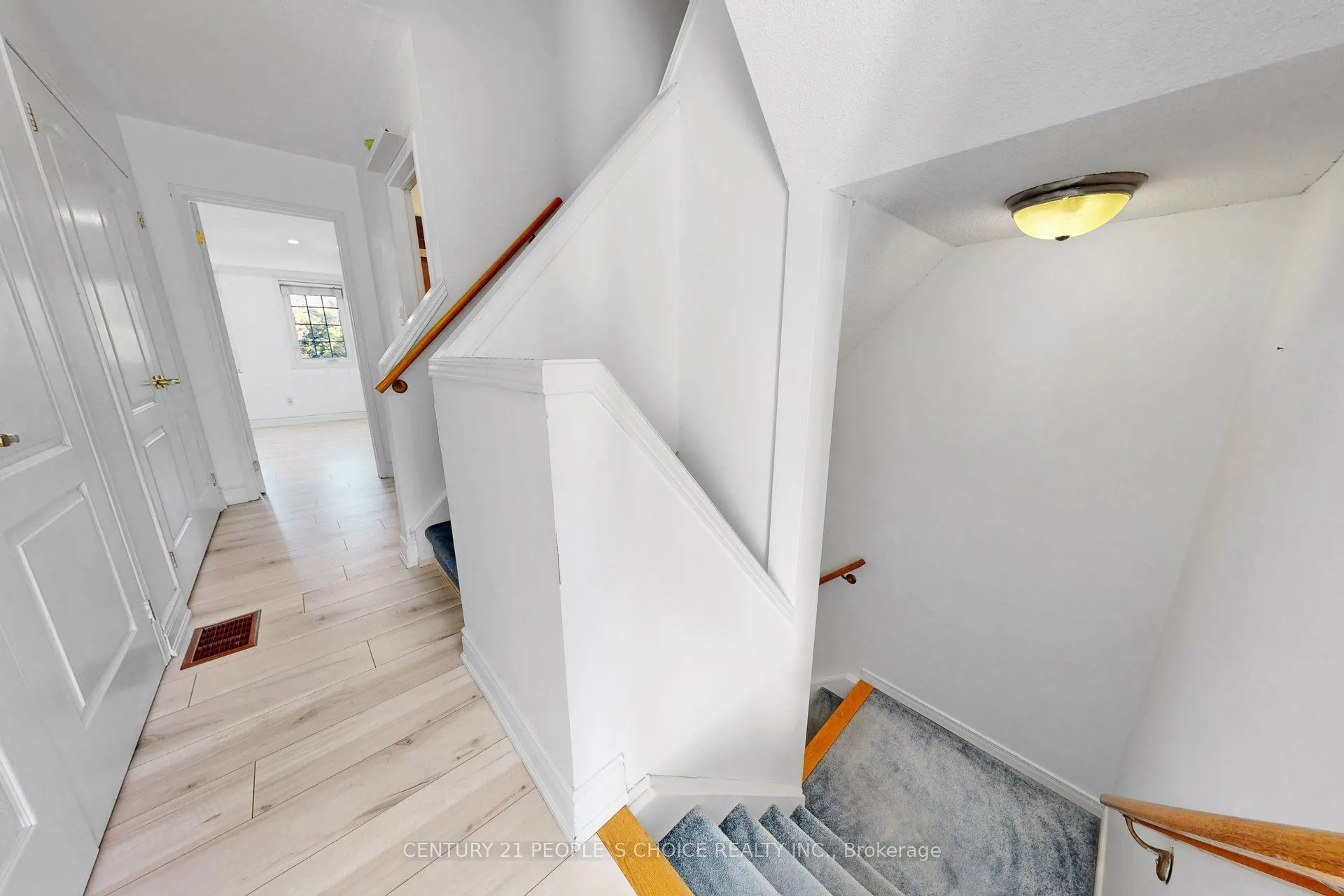 435 Hensall Circle #106