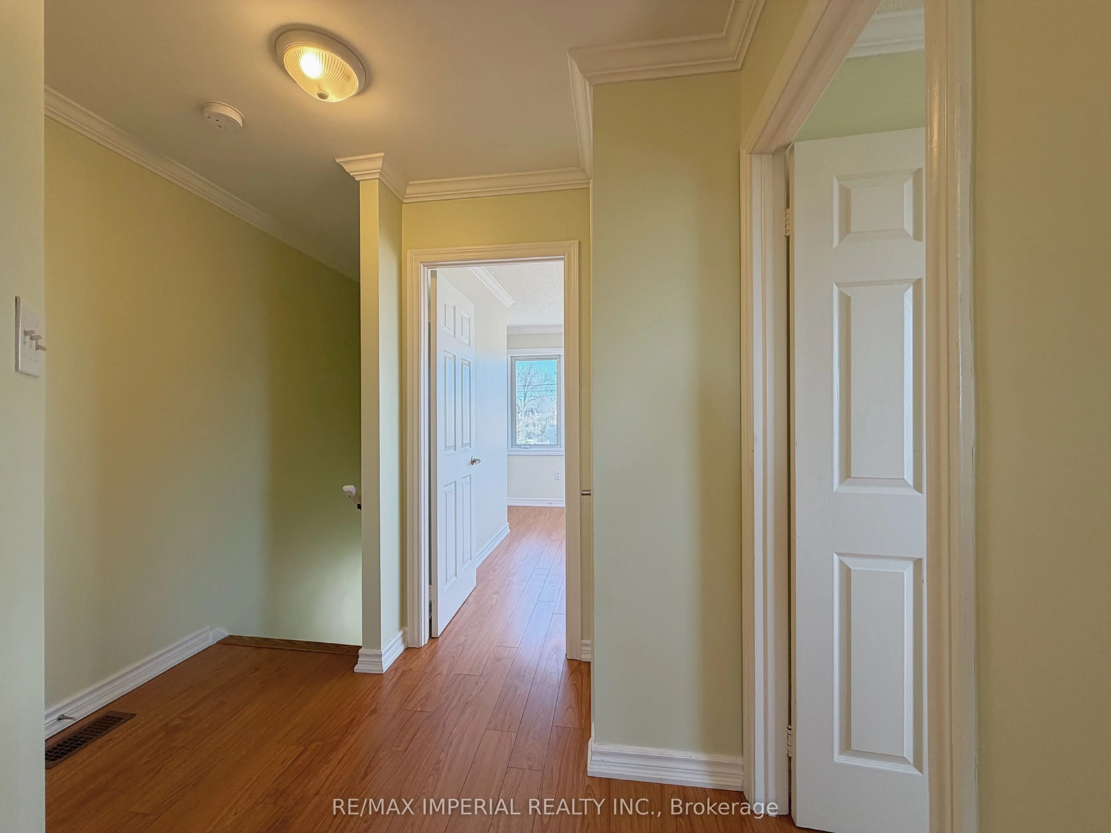 621A The Queensway