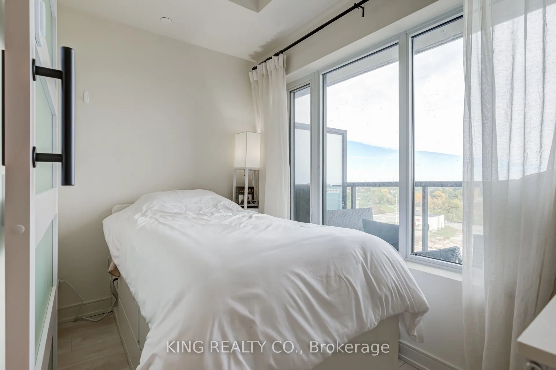 8010 Derry Road #809