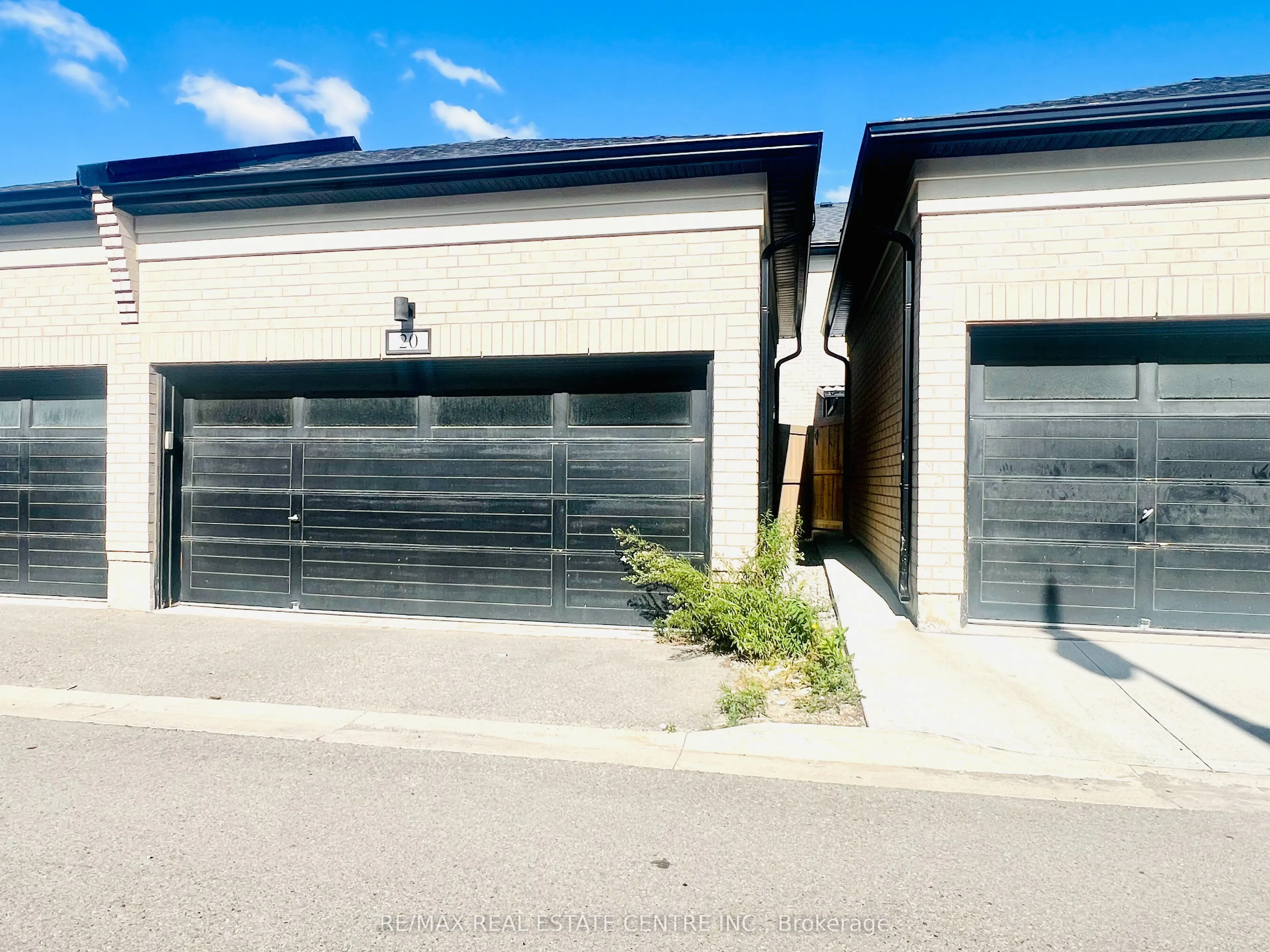 20 Military Crescent