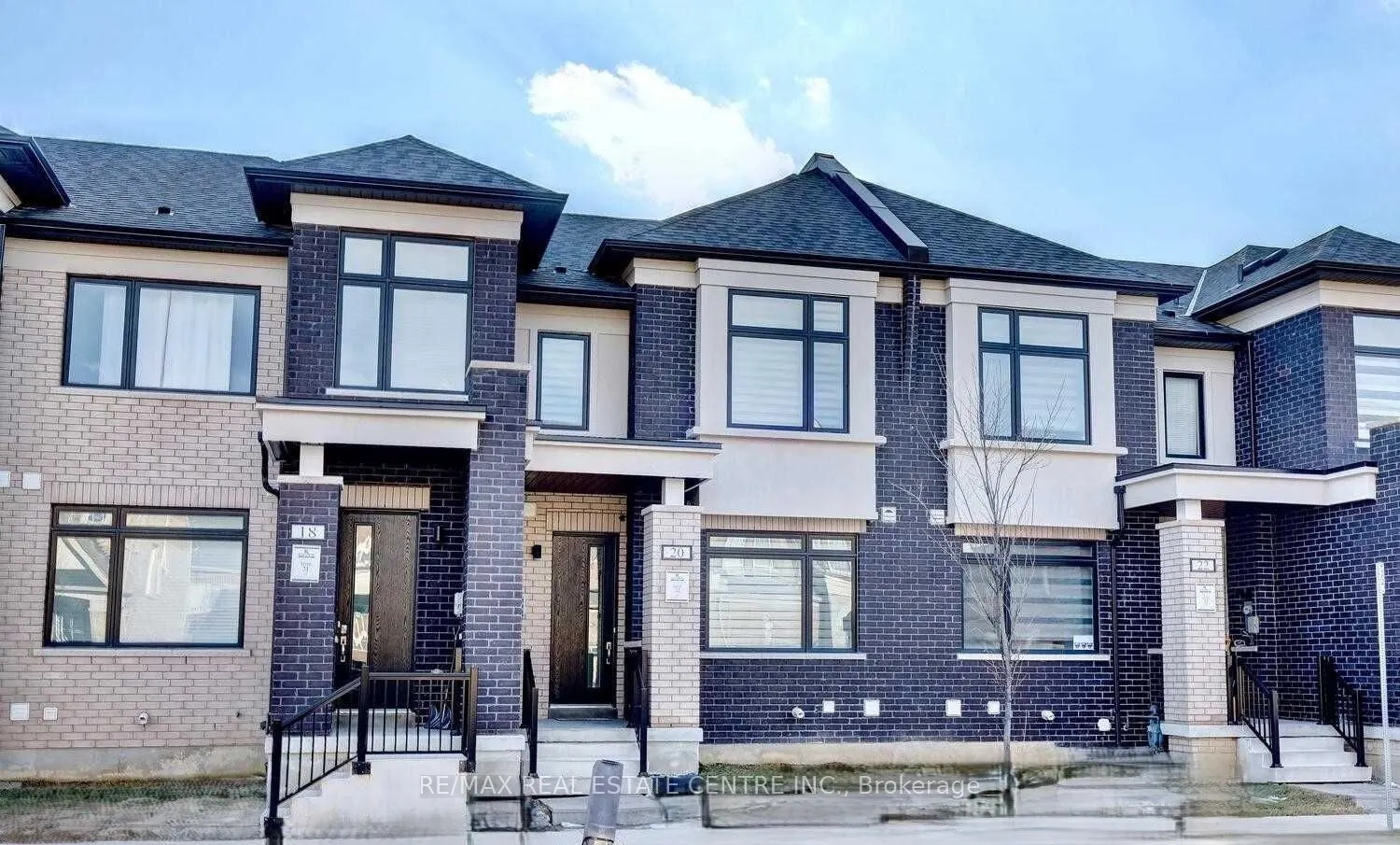 20 Military Crescent