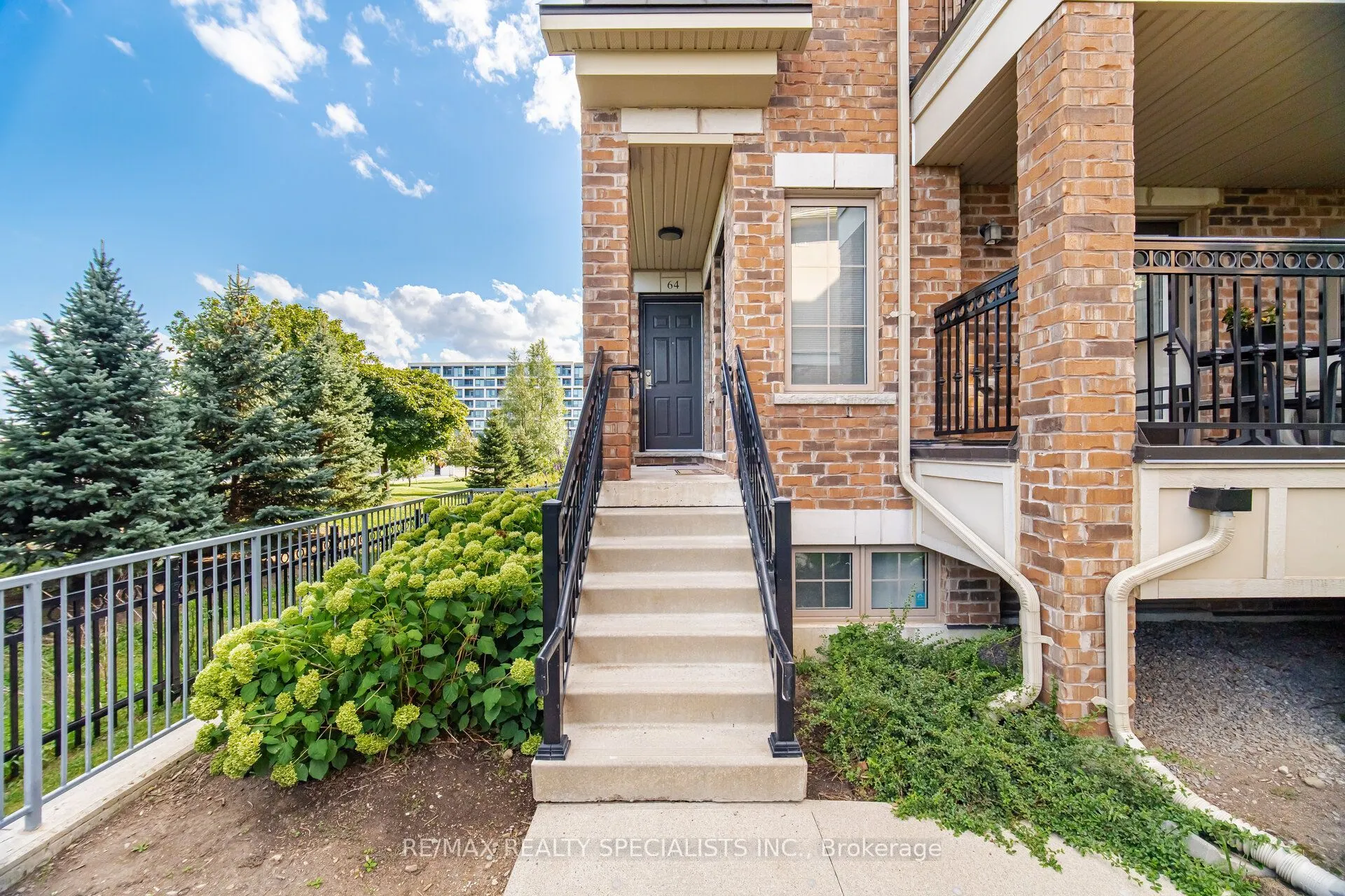 2441 Greenwich Drive #66
