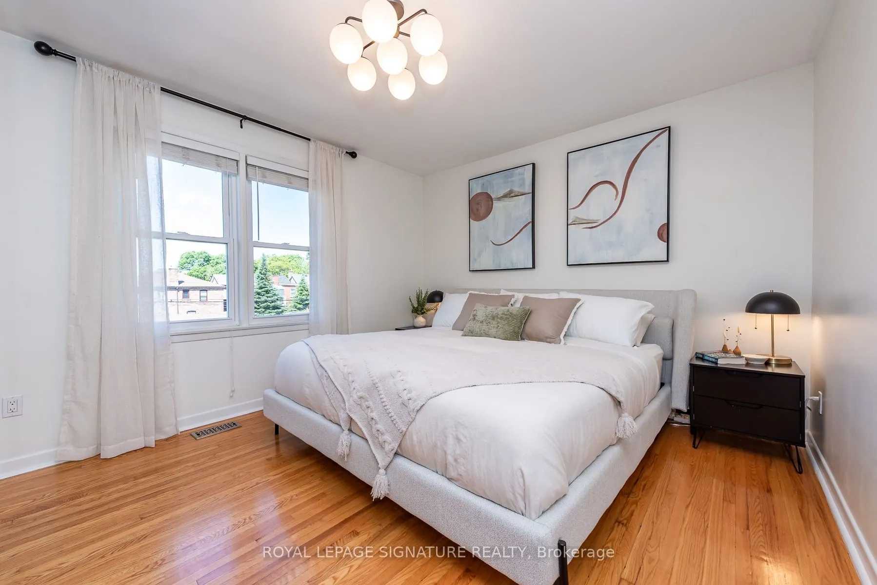 48 McRoberts Avenue