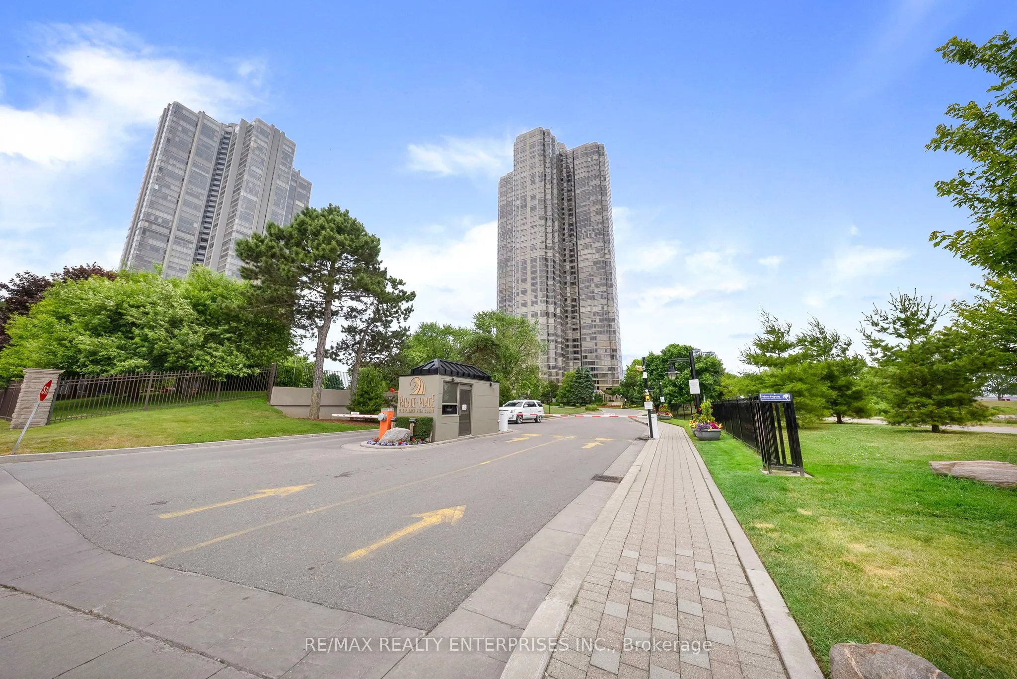 1 Palace Pier Court #1208