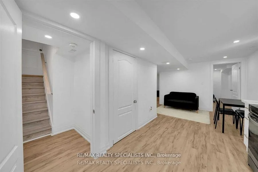 7294 Rosehurst Drive #Unit 2