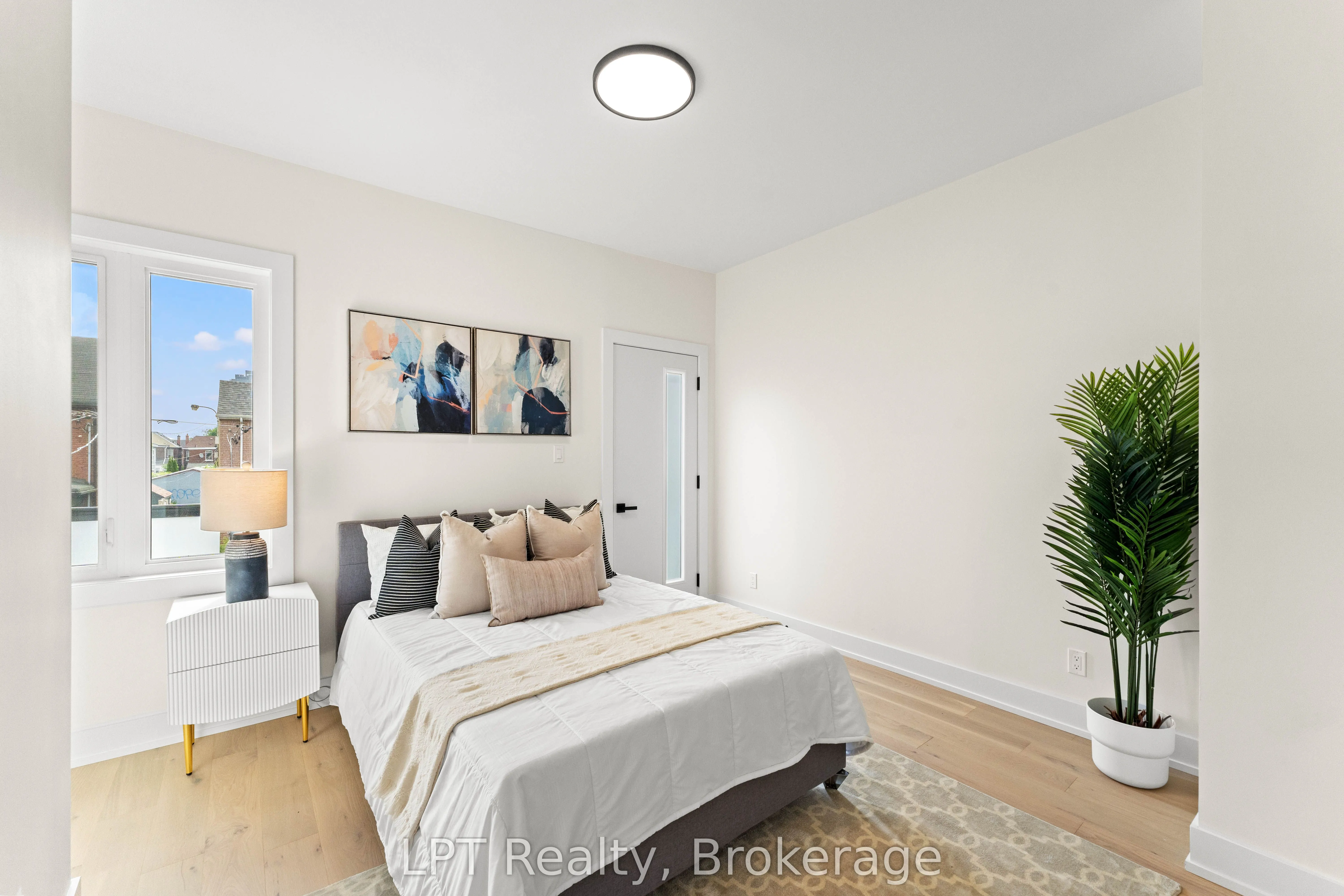 204 Franklin Avenue