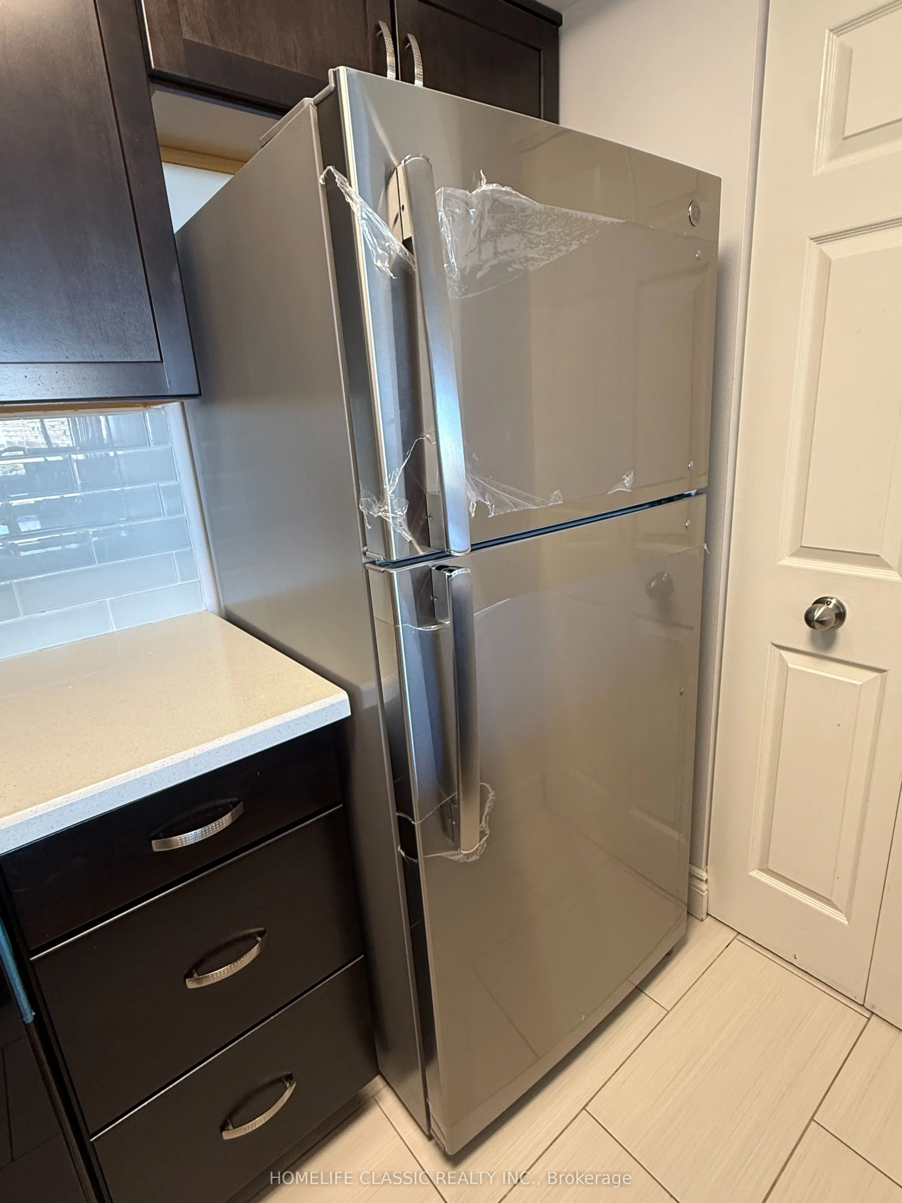 1001 Cedarglen Gate #617