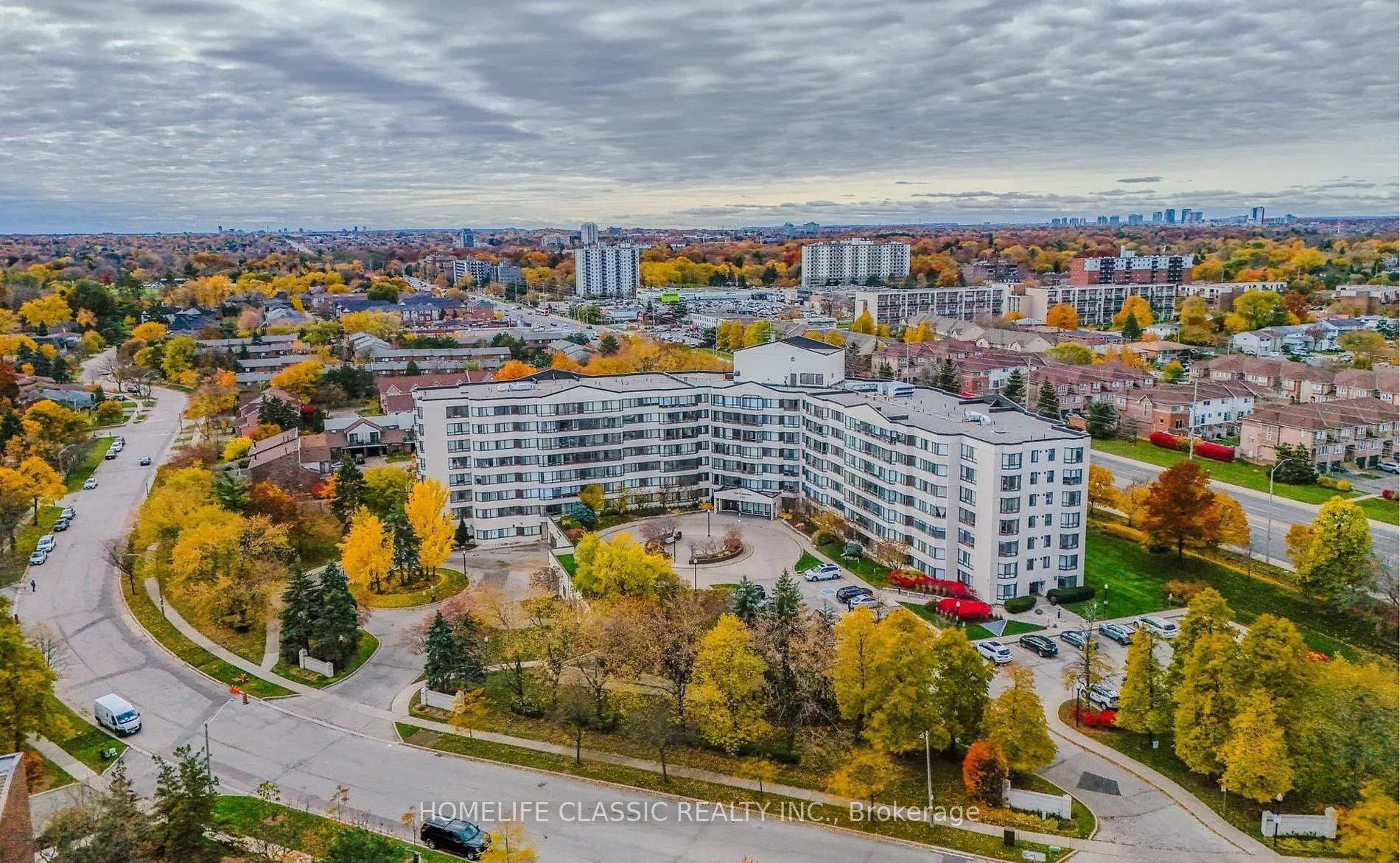 1001 Cedarglen Gate #617