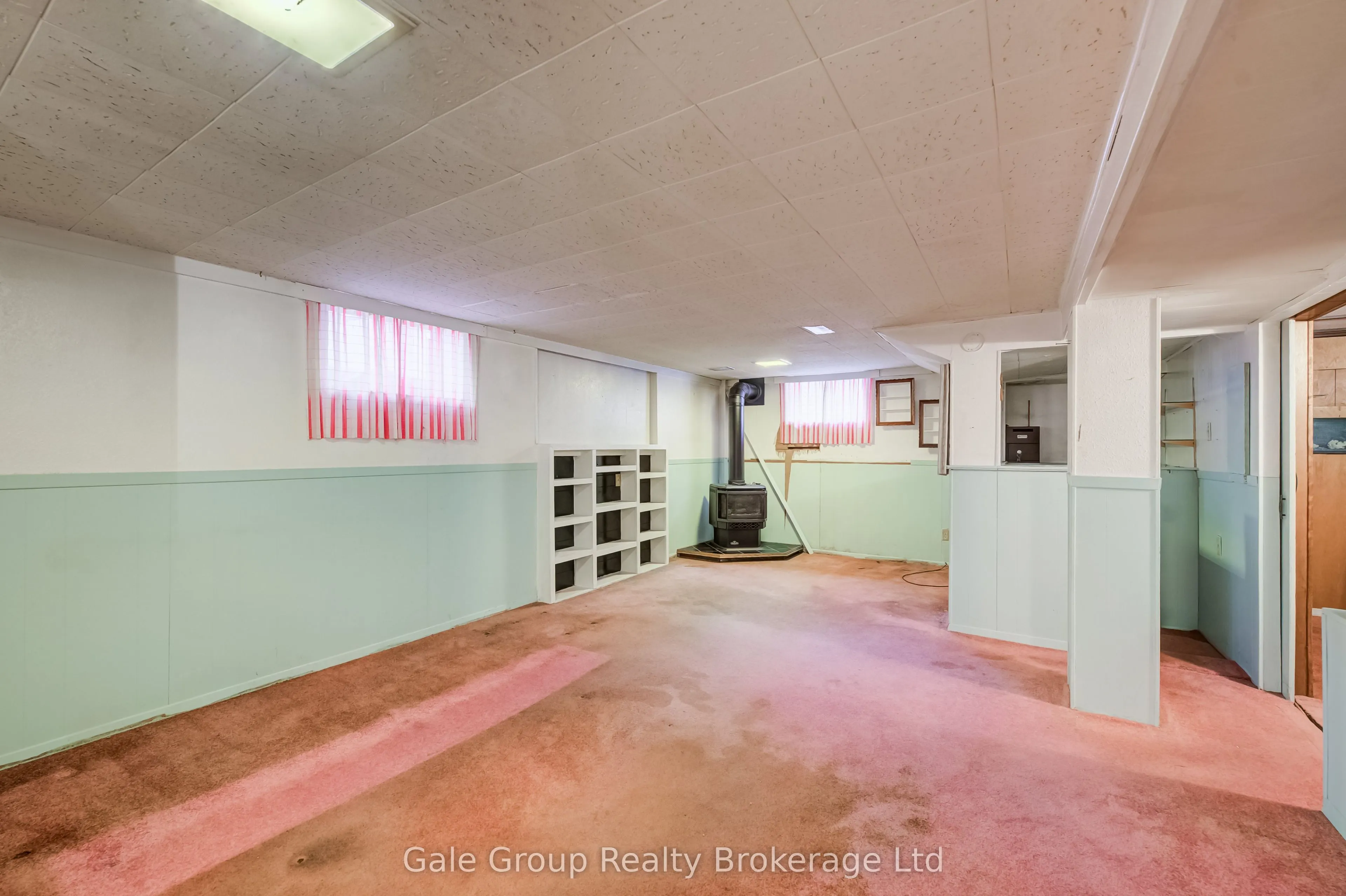6 Langstone Crescent