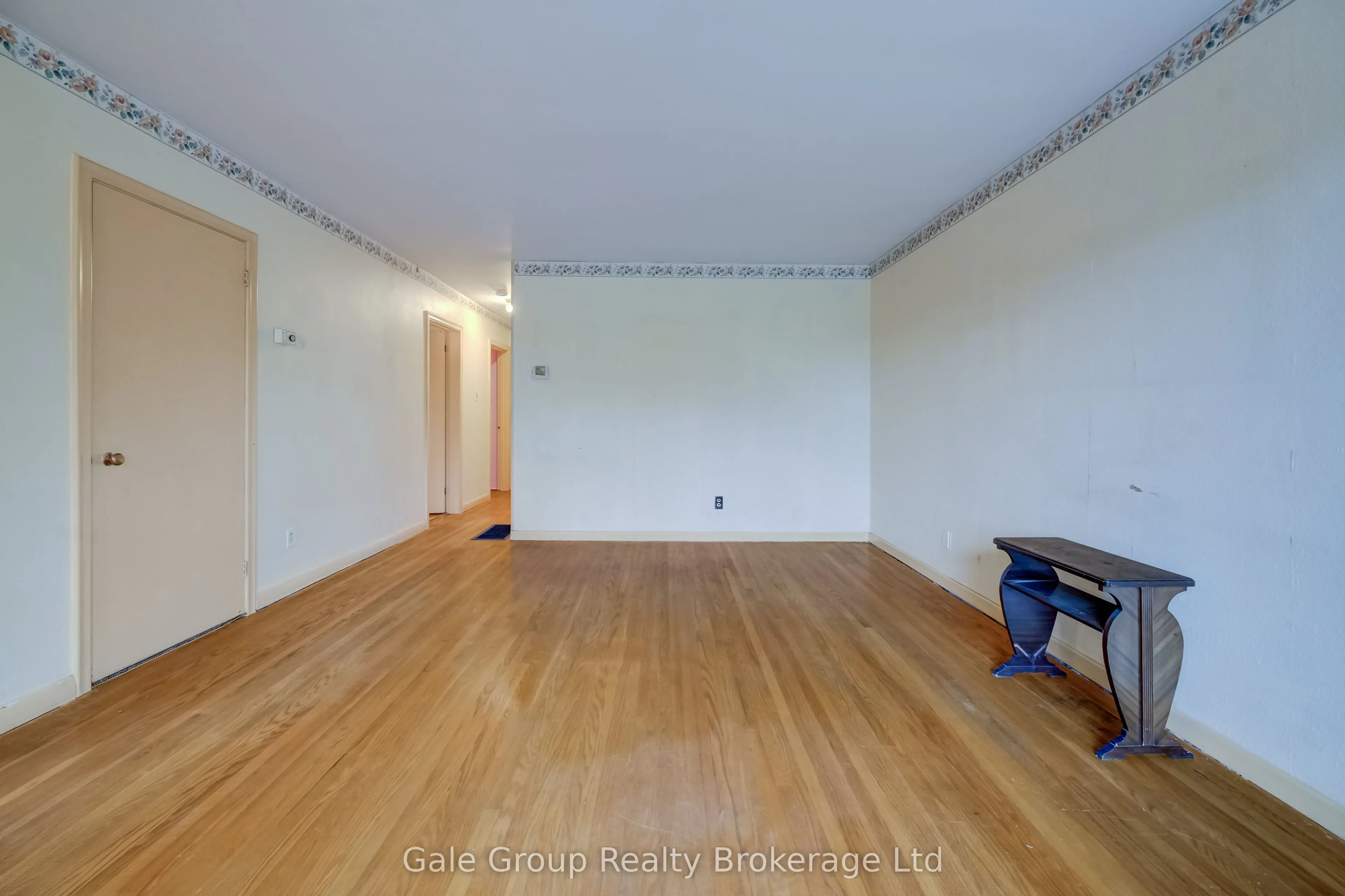 6 Langstone Crescent