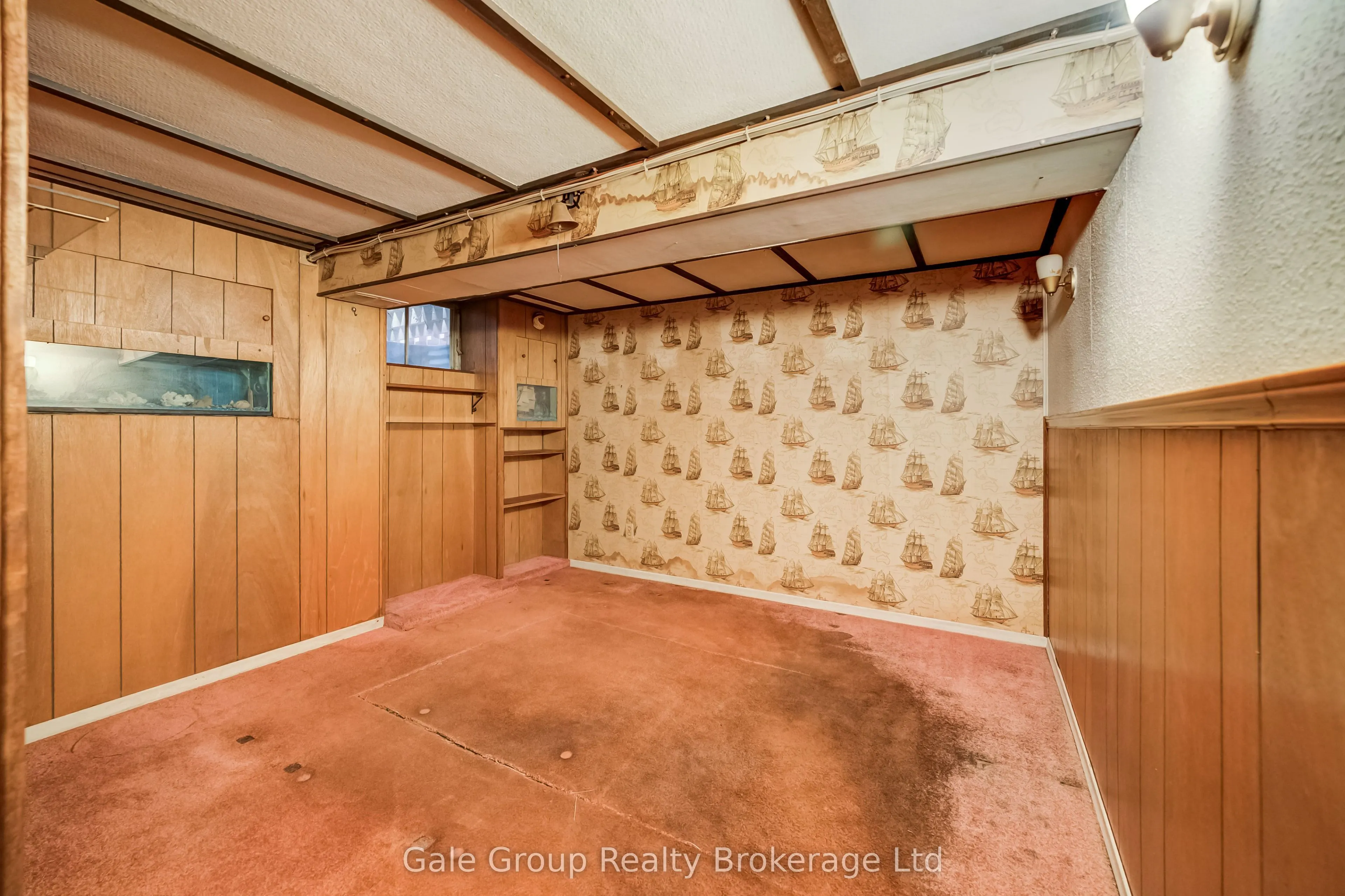 6 Langstone Crescent