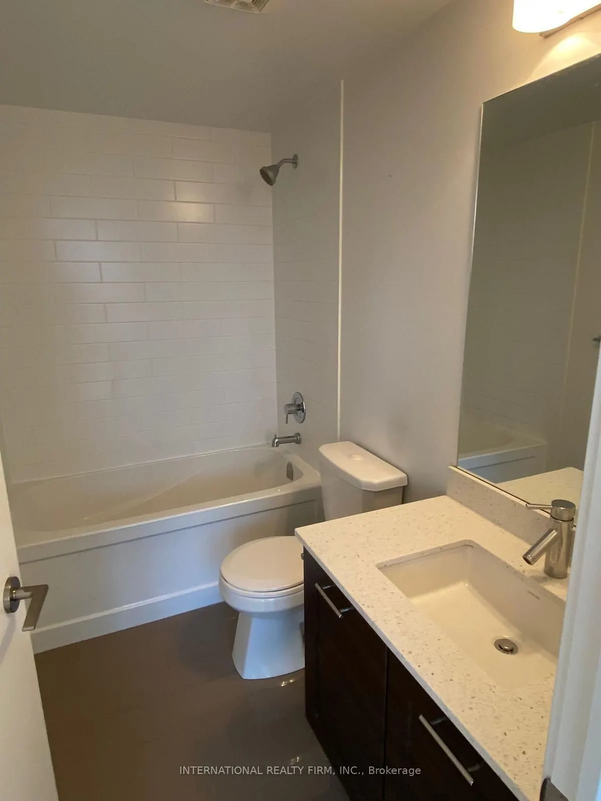 2212 Lakeshore Road W #3606