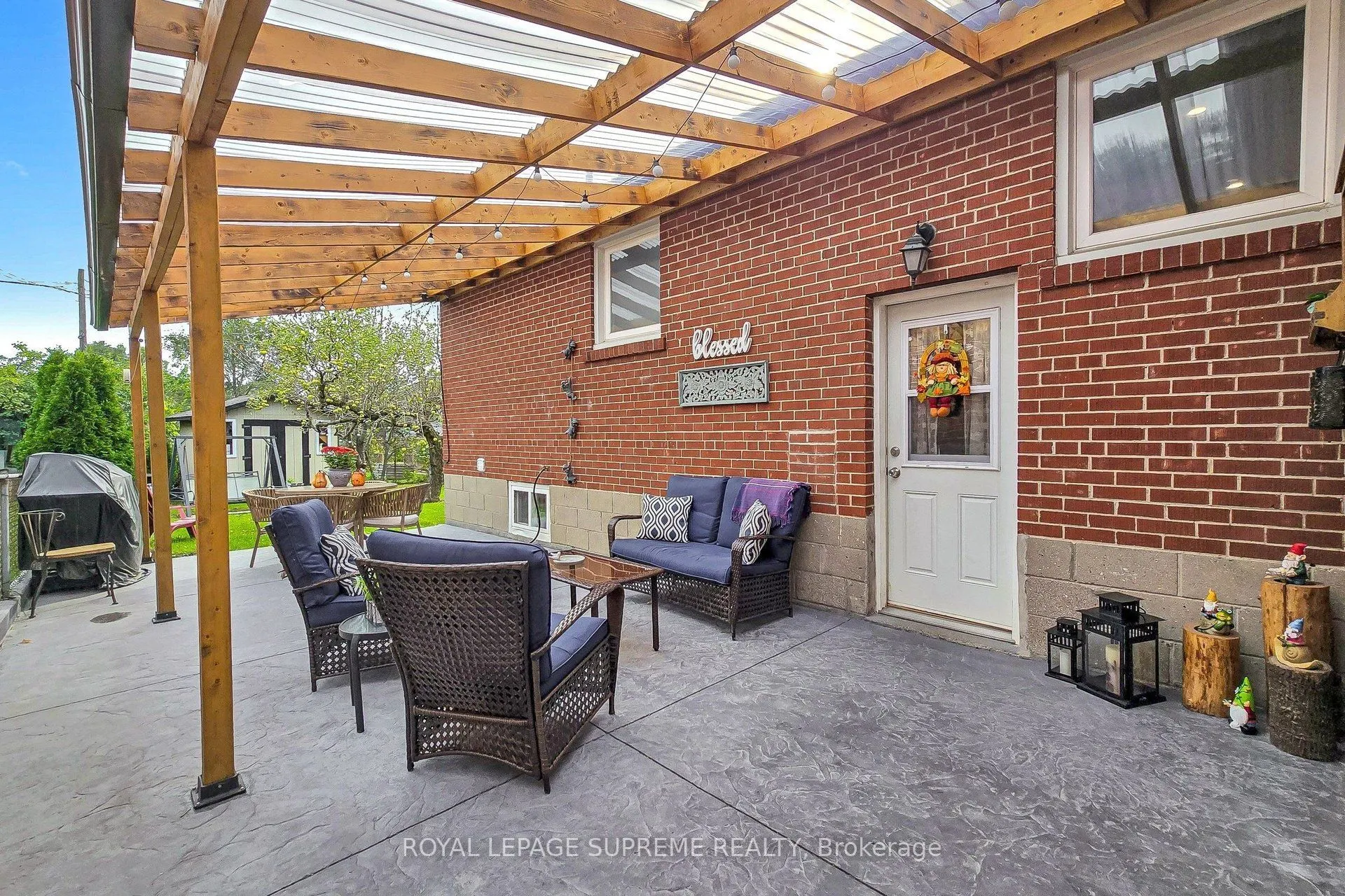 465 Maple Leaf Drive