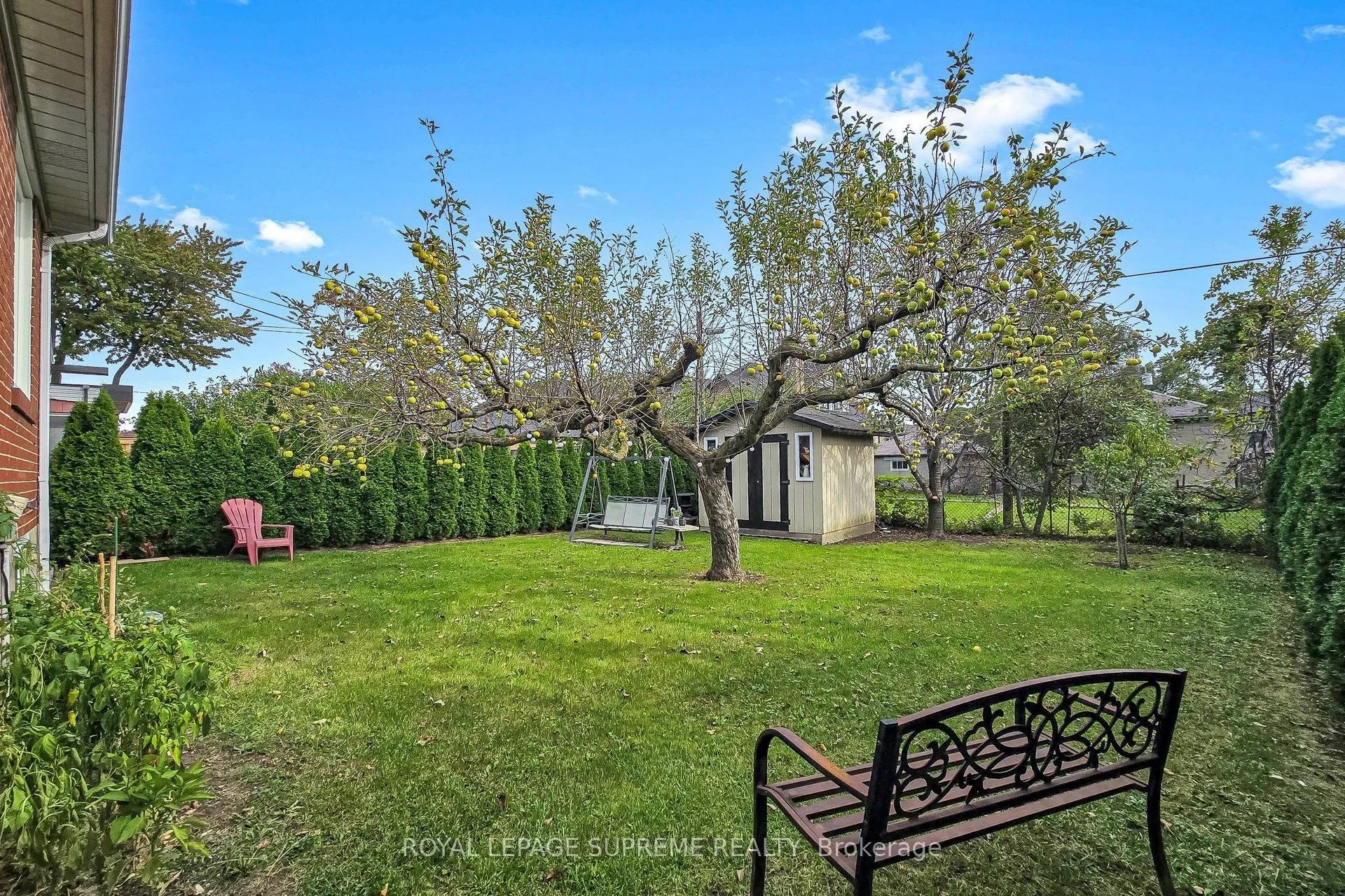 465 Maple Leaf Drive