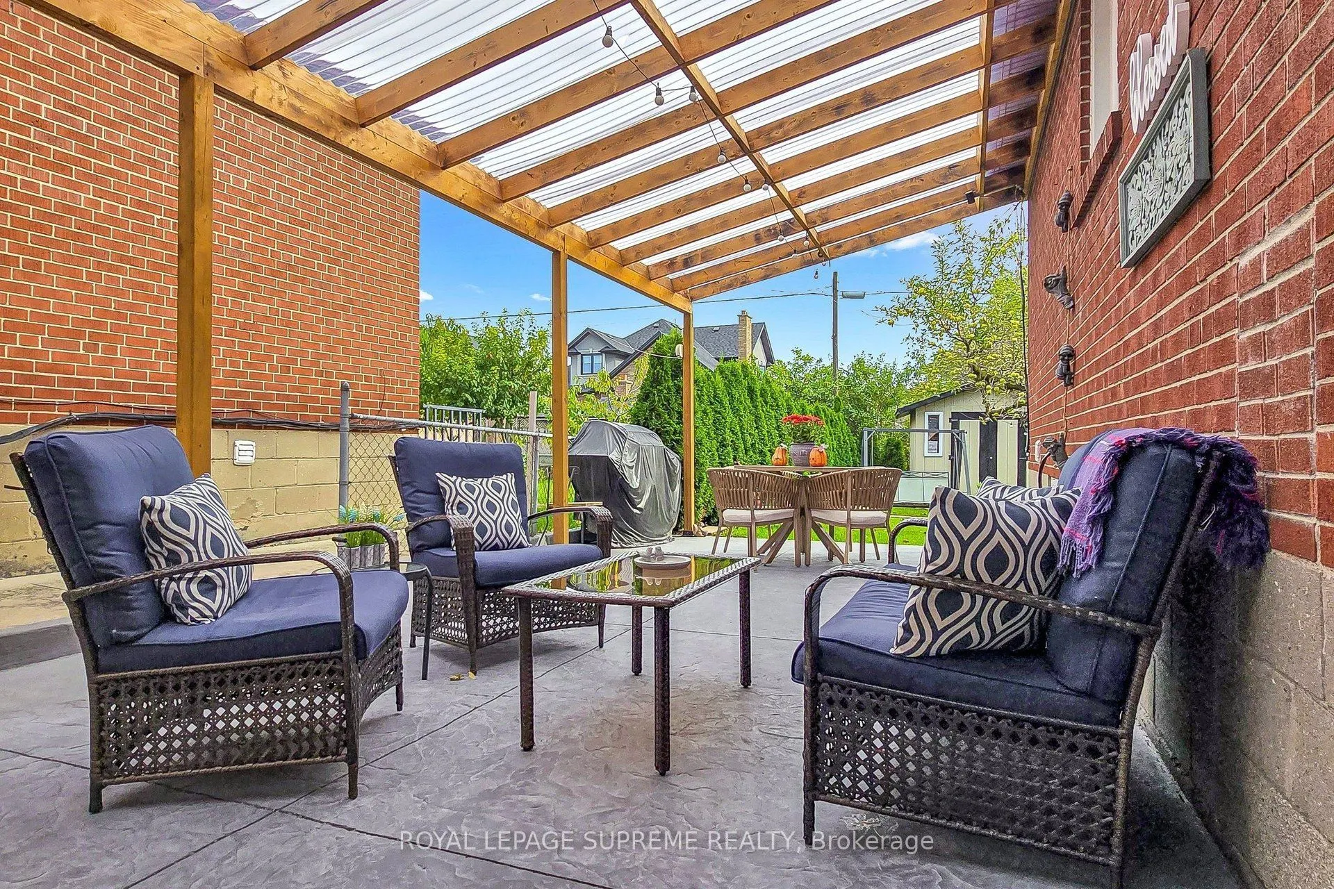 465 Maple Leaf Drive