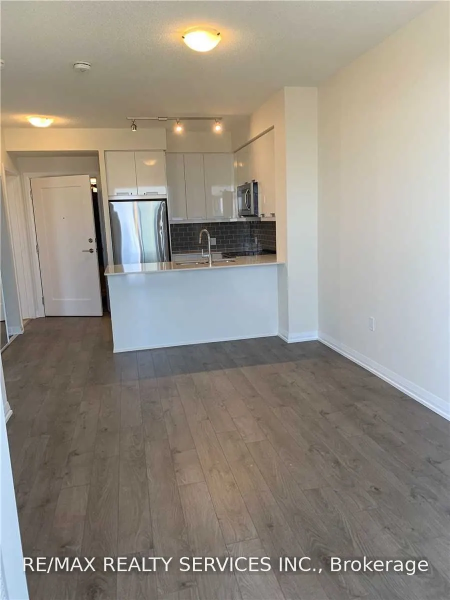 35 Watergarden Drive #1512