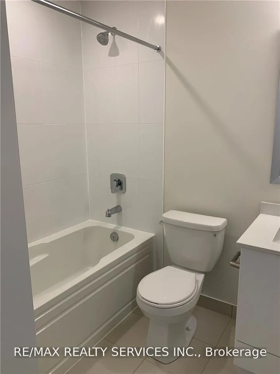 35 Watergarden Drive #1512