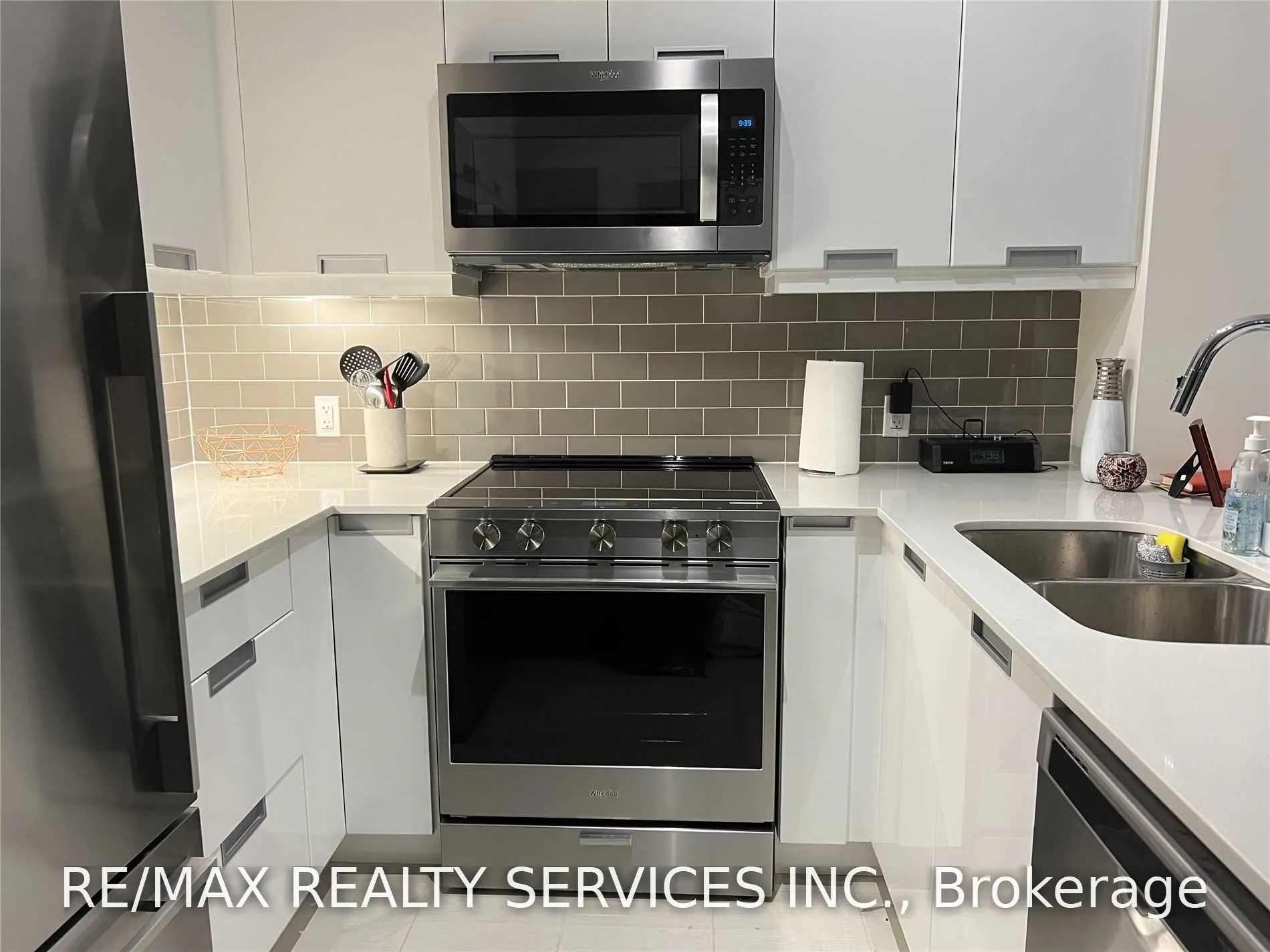 35 Watergarden Drive #1512