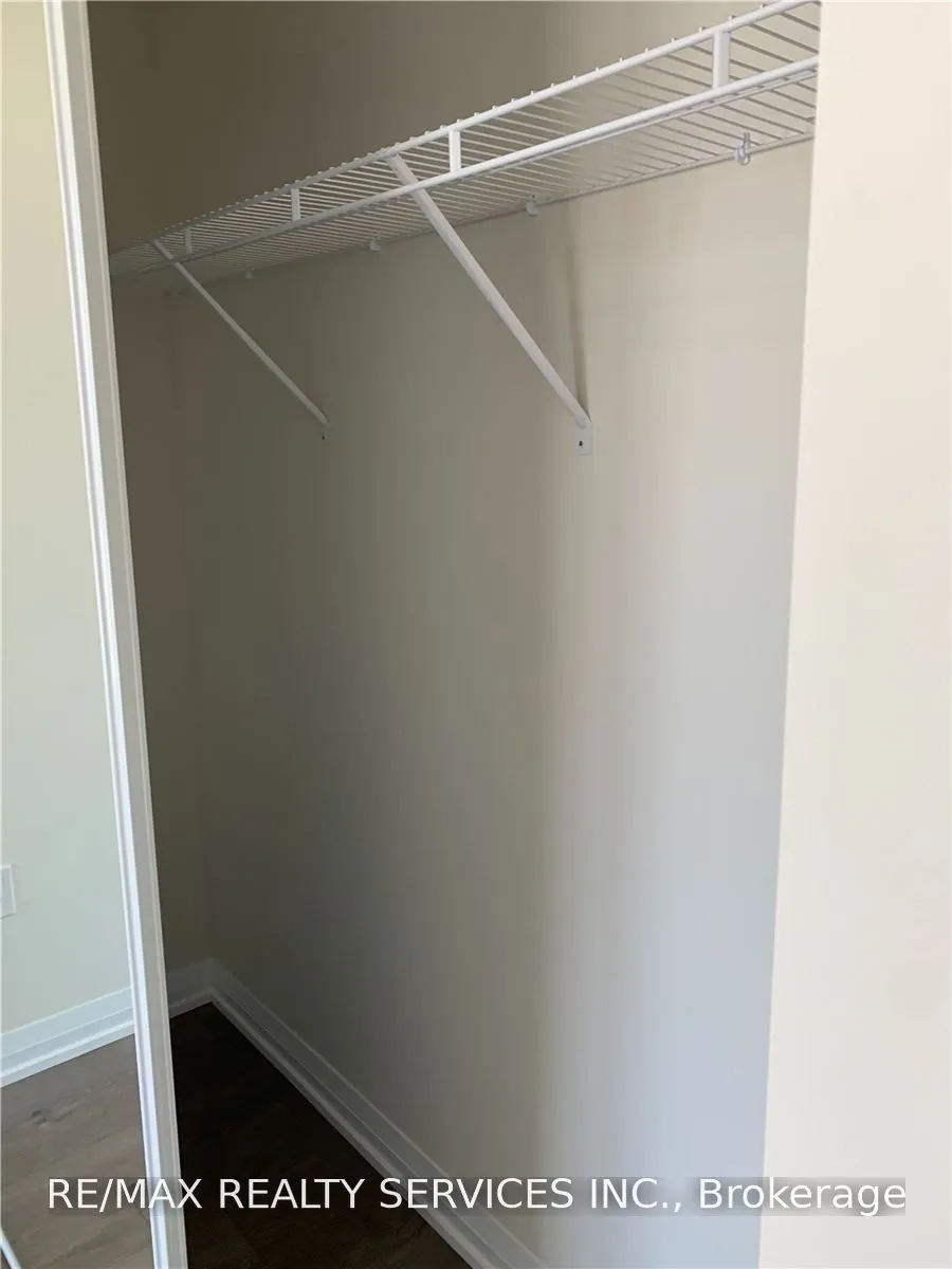35 Watergarden Drive #1512