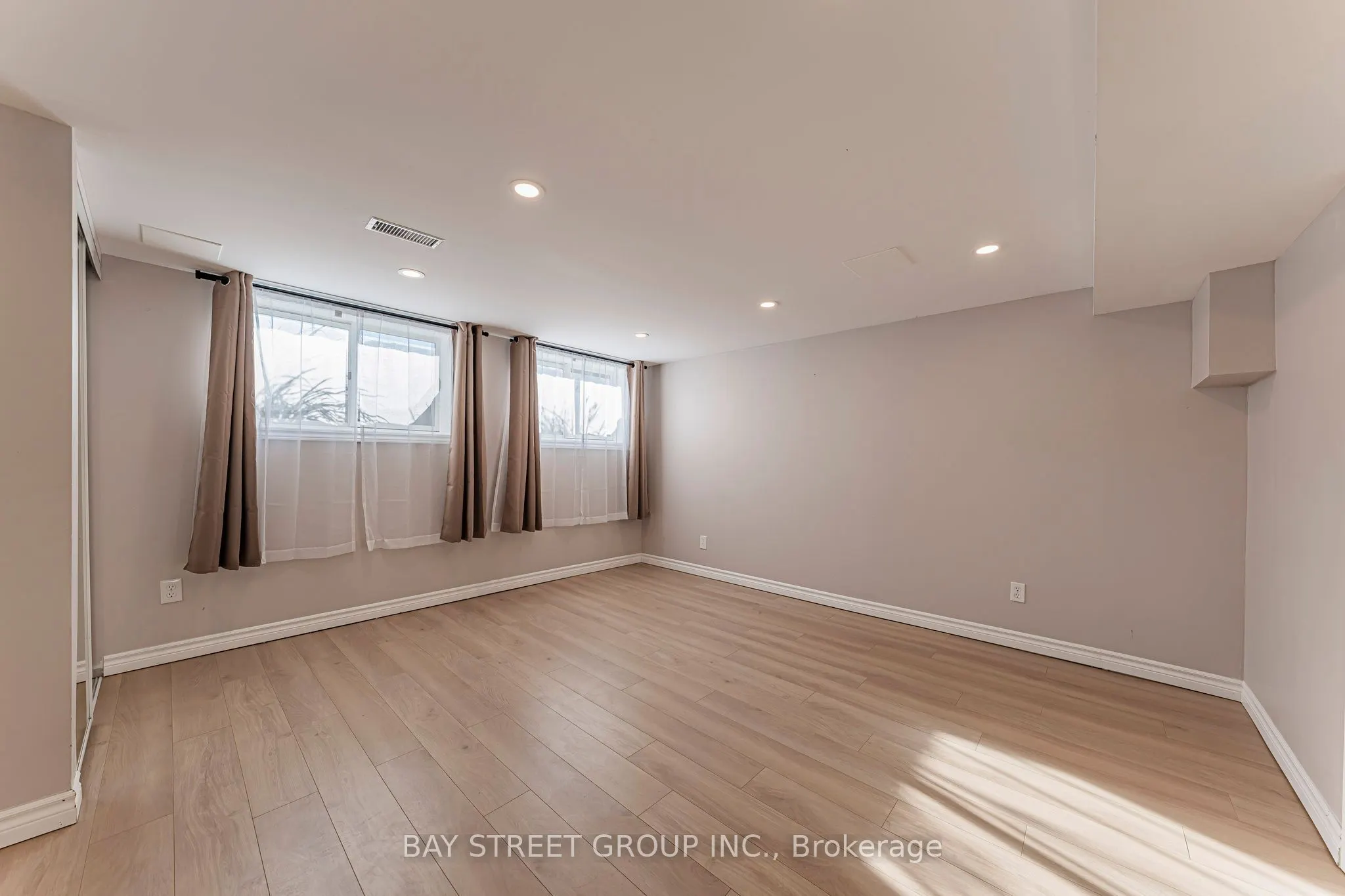 1111 Kent Avenue