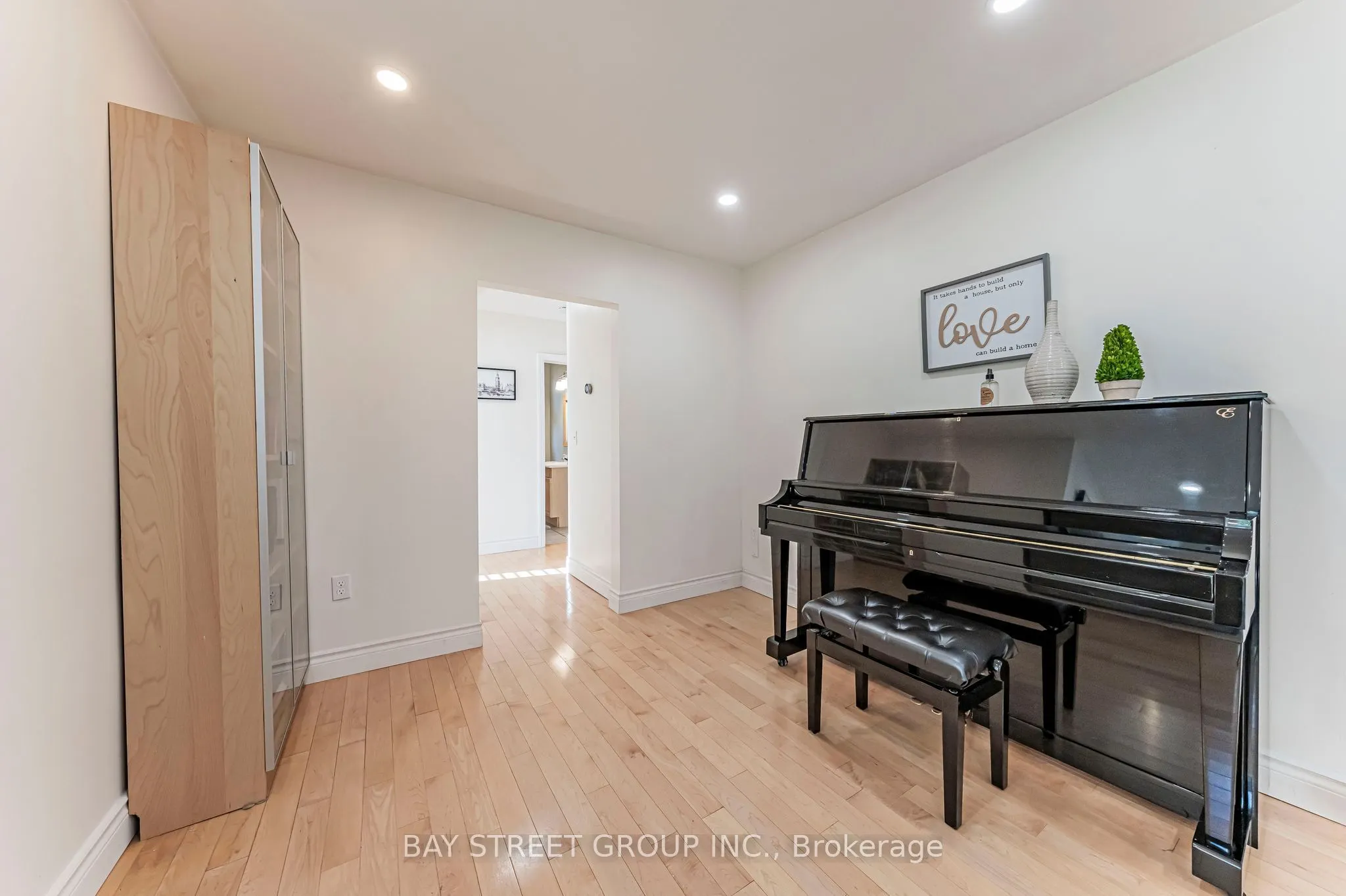 1111 Kent Avenue
