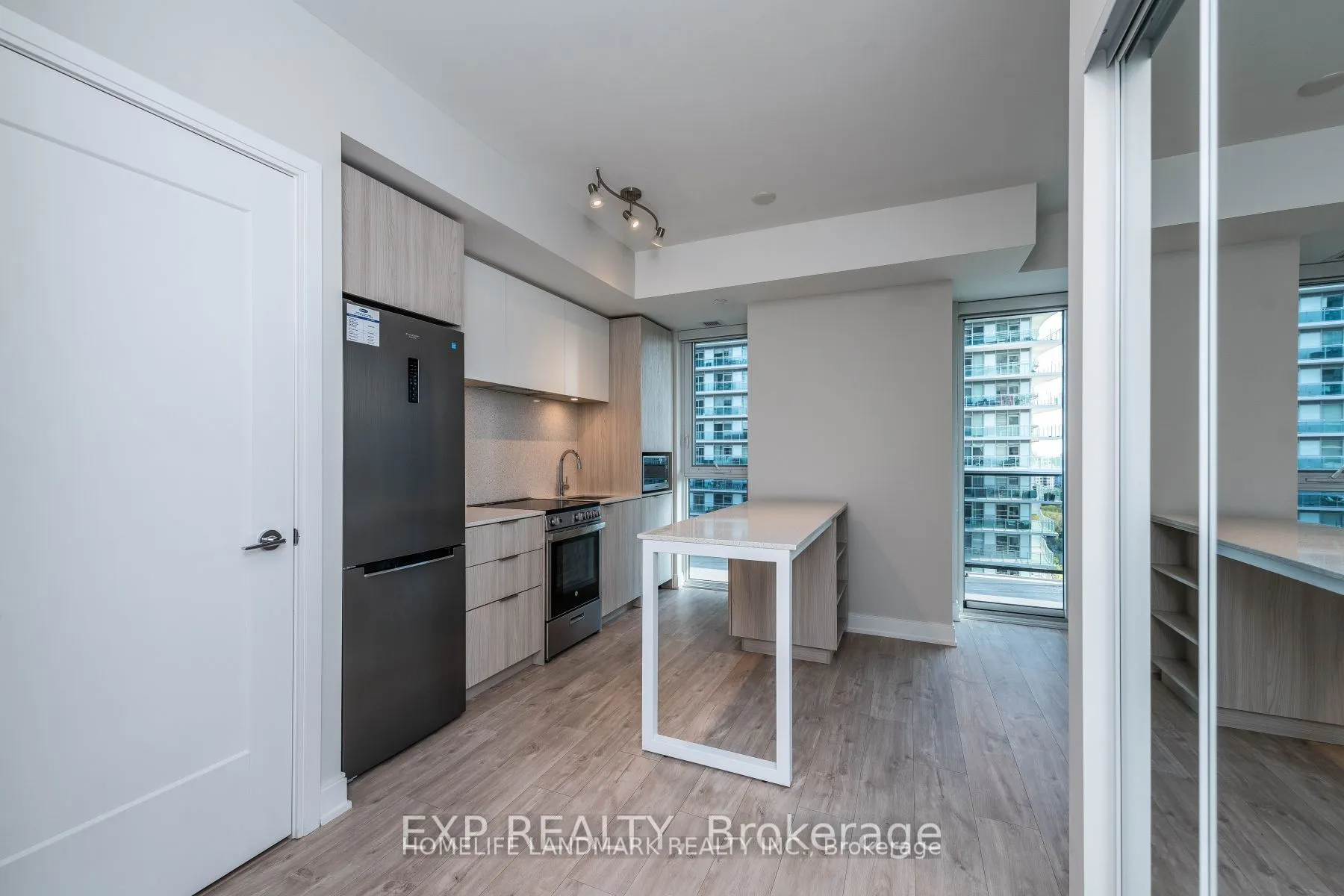 70 Annie Craig Dr Drive S ## 1508