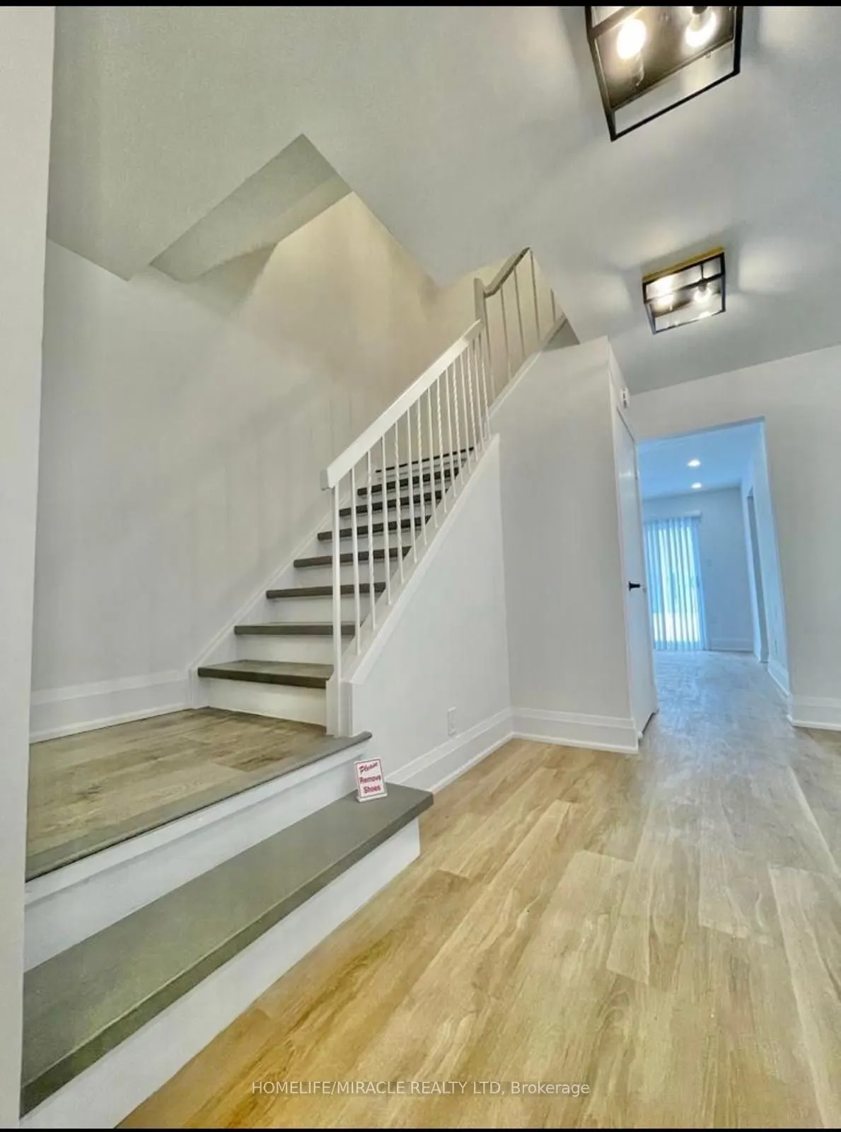 21 Ecclestone Drive