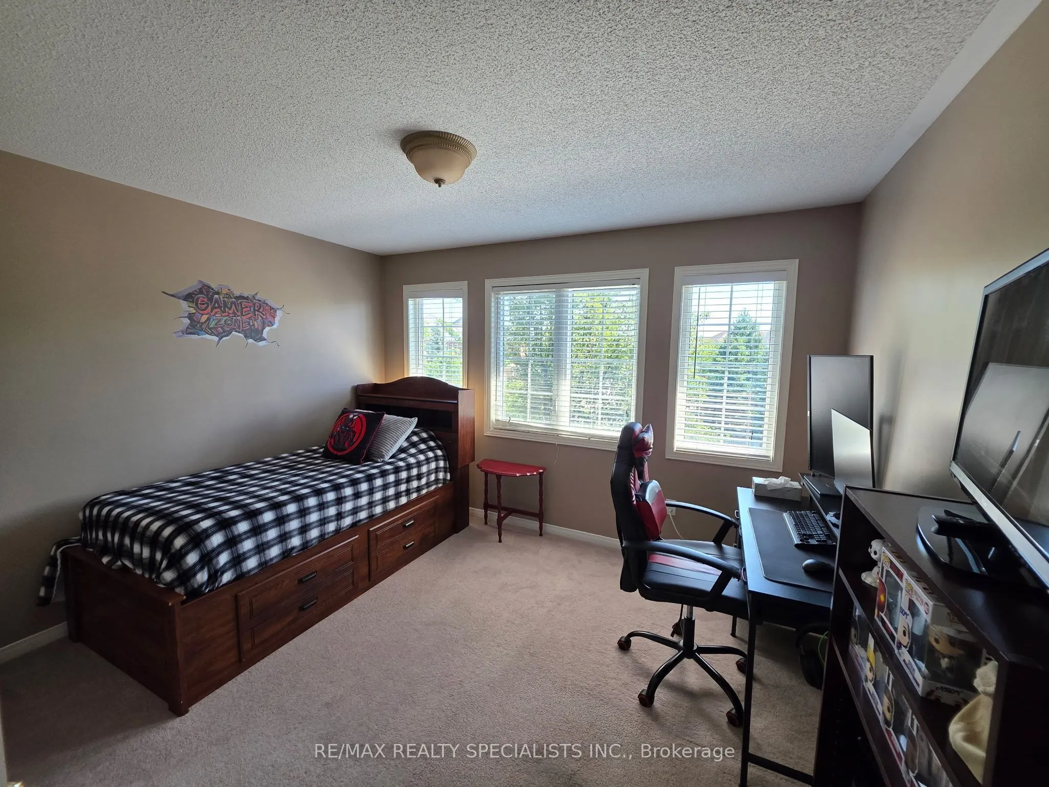 482 Grant Way