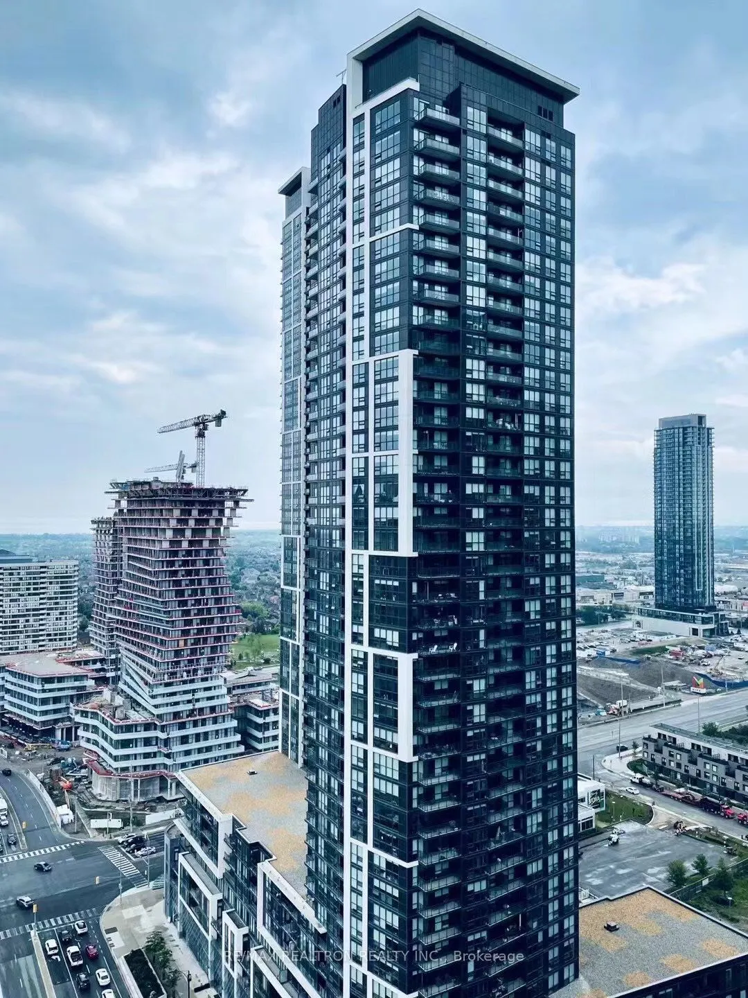 4065 Confederation Parkway #3301