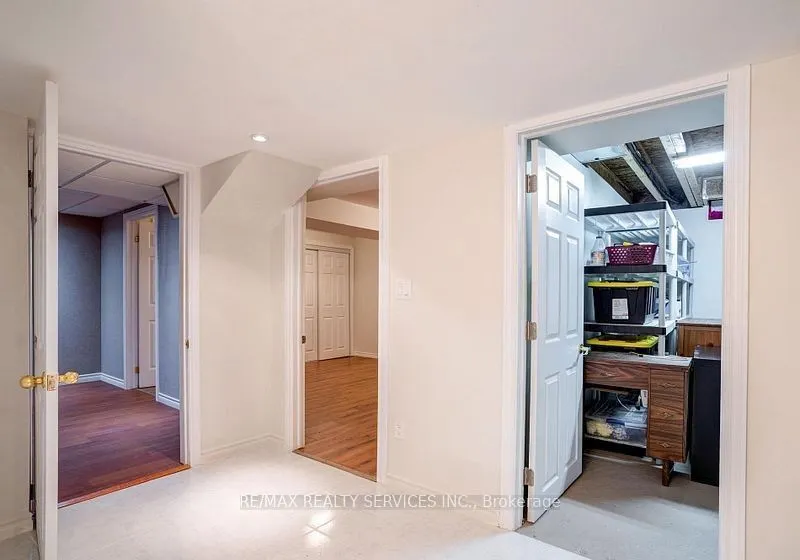8 Seashell Place #23