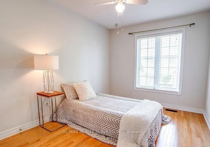 8 Seashell Place #23