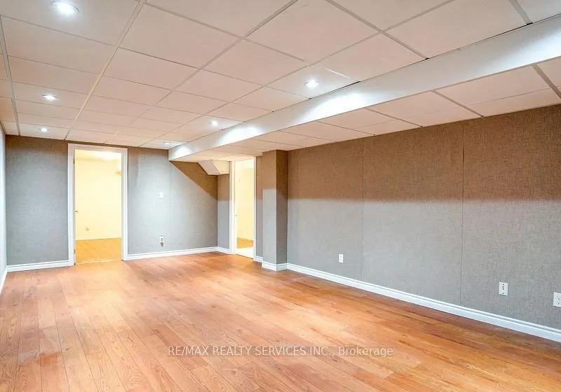 8 Seashell Place #23
