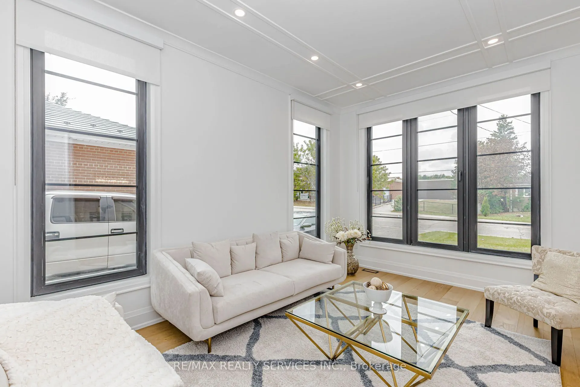94 Vista Boulevard