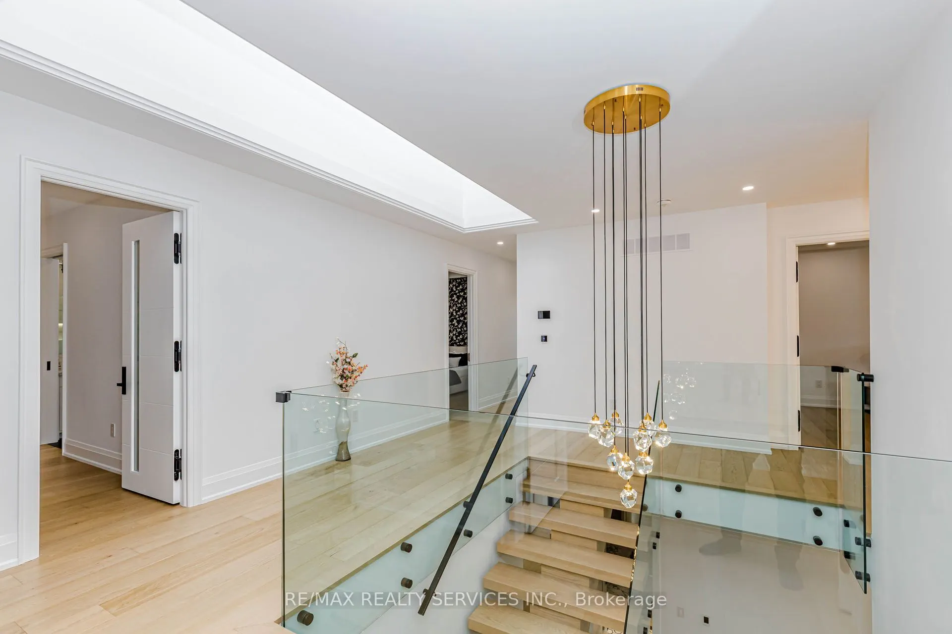 94 Vista Boulevard